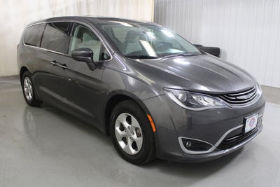 2018 Chrysler Pacifica Hybrid Touring Plus