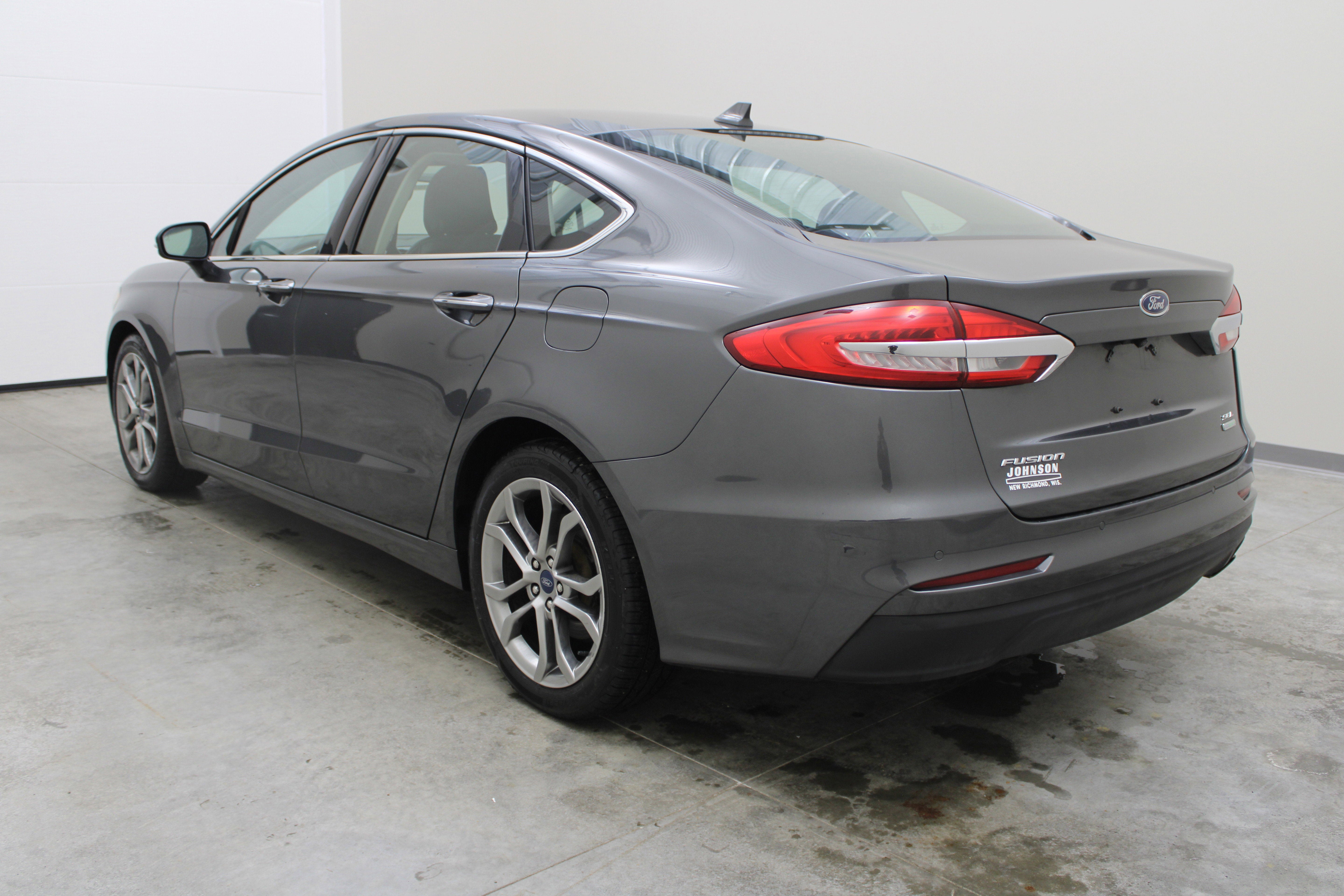 2019 Ford Fusion SEL