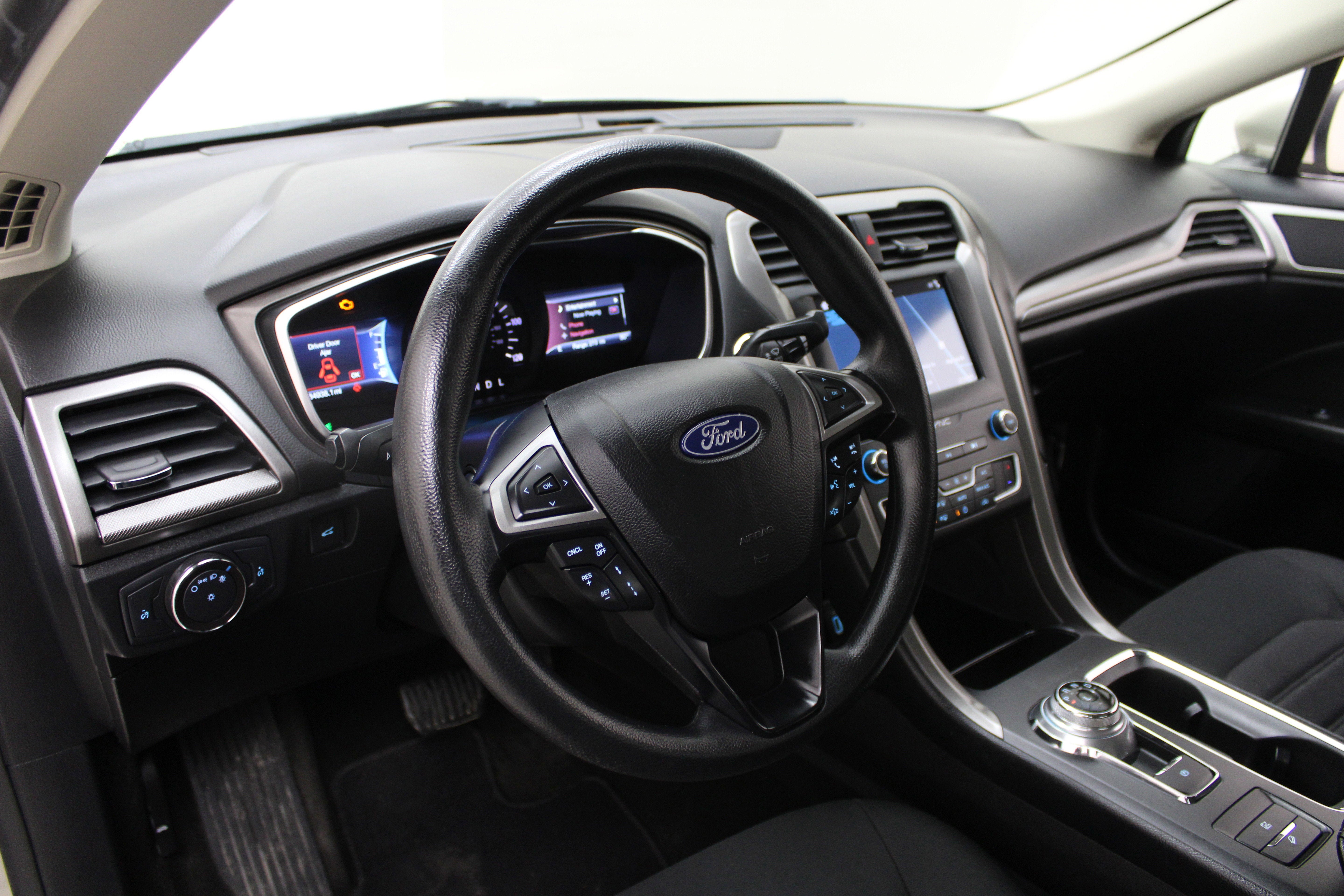 2019 Ford Fusion Hybrid SE