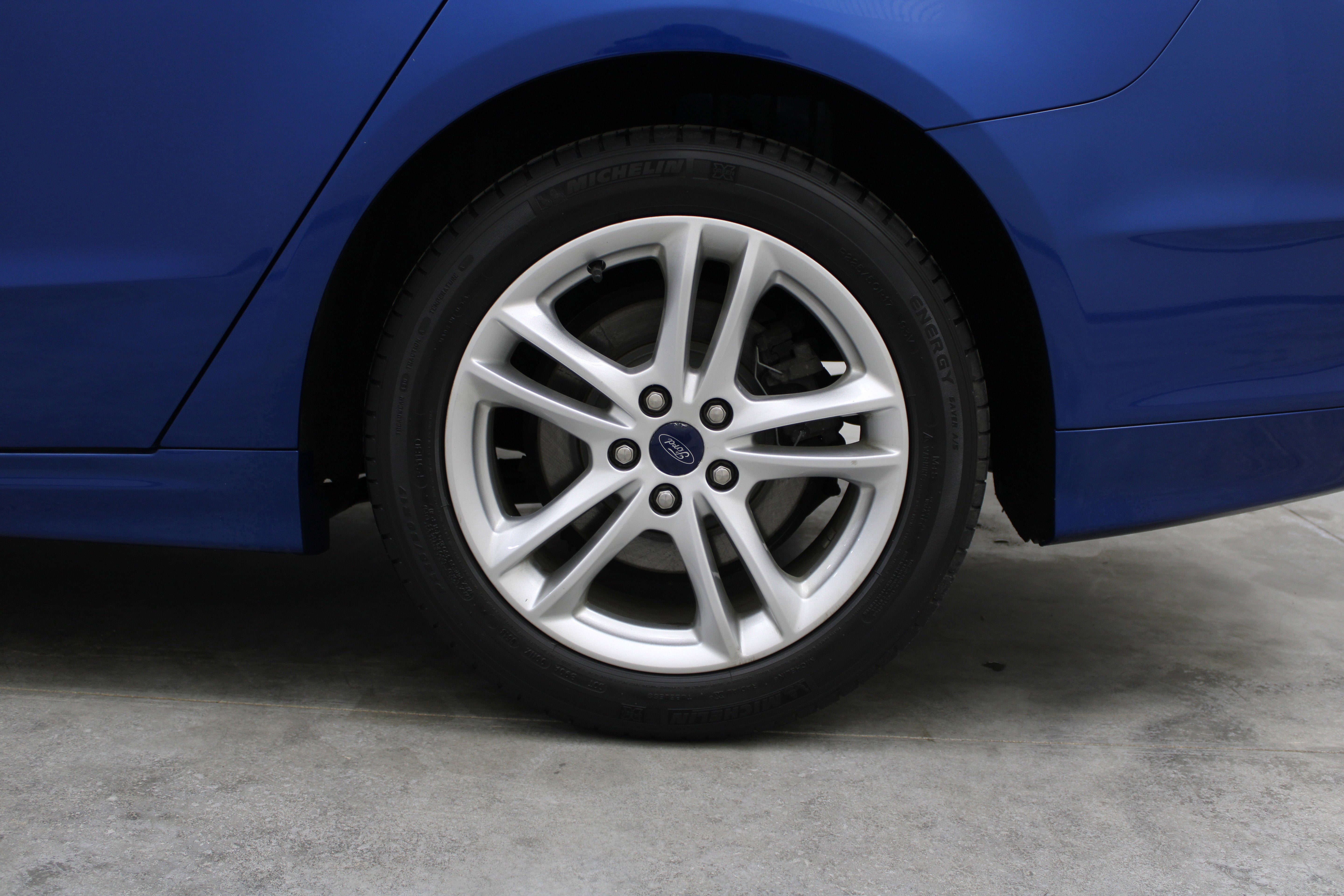 2018 Ford Fusion Hybrid SE