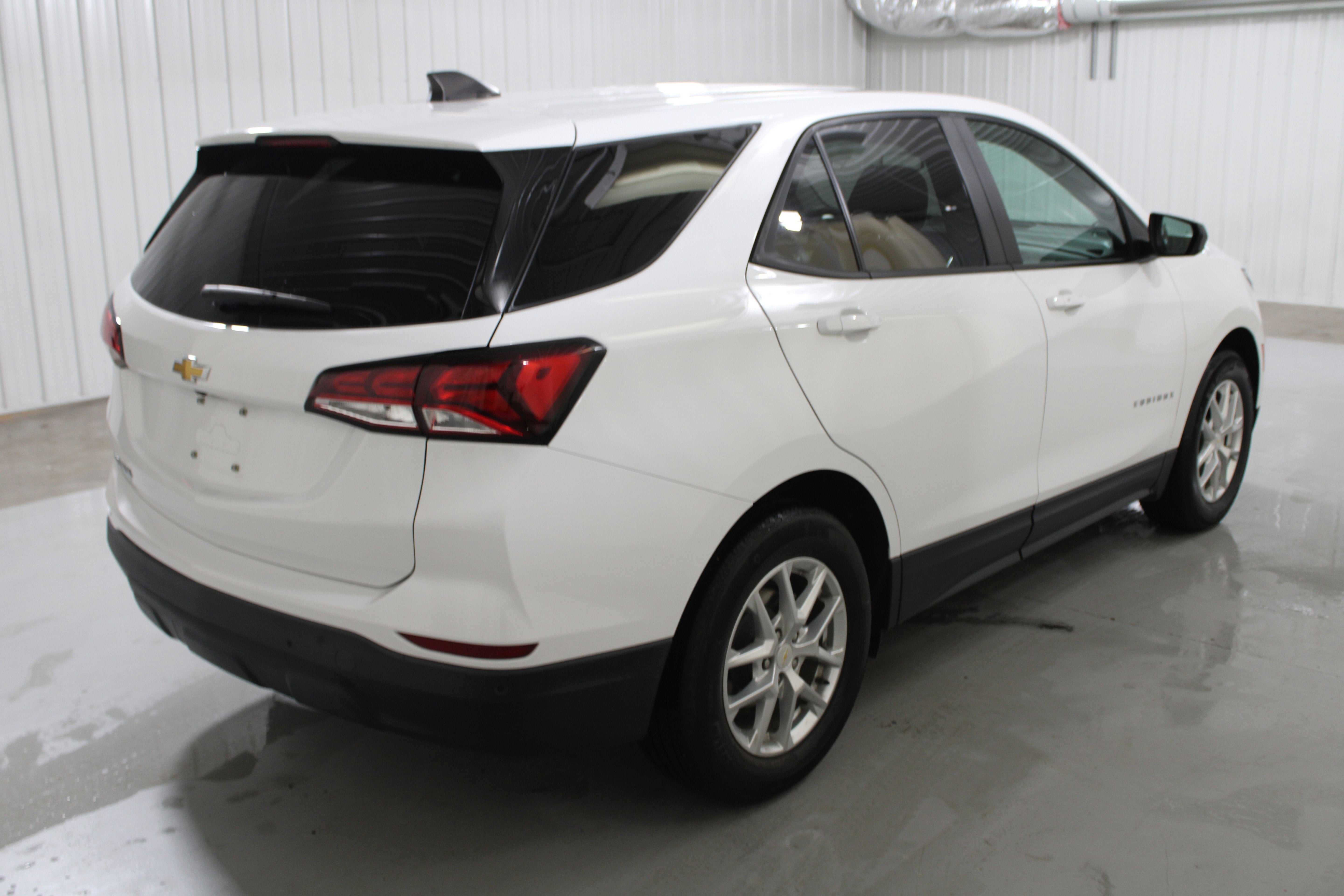 2022 Chevrolet Equinox LS