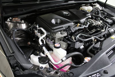 2019 Toyota Camry Hybrid LE
