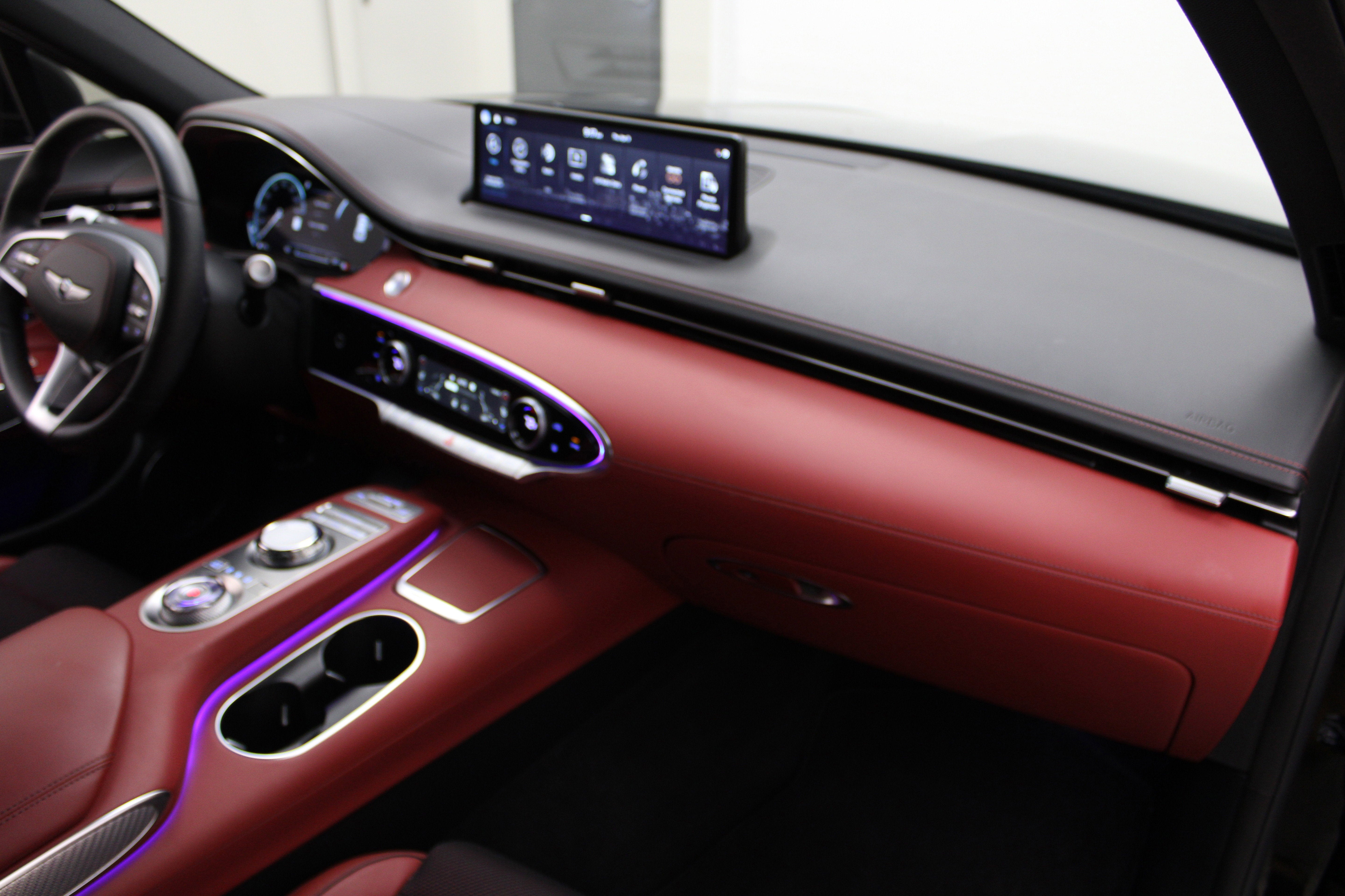 2024 Genesis GV70 2.5T