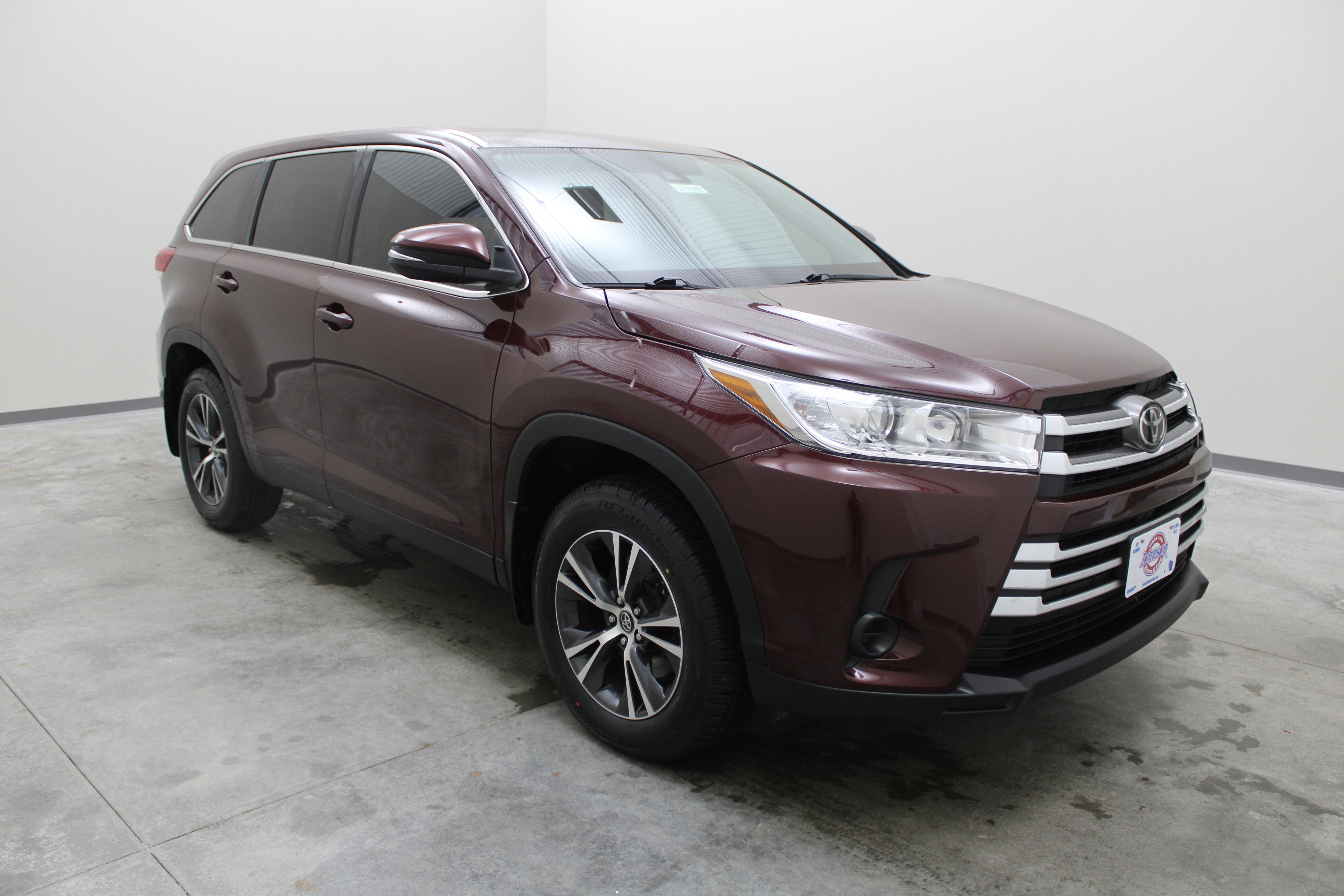2019 Toyota Highlander LE
