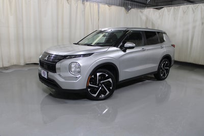 2022 Mitsubishi Outlander ES