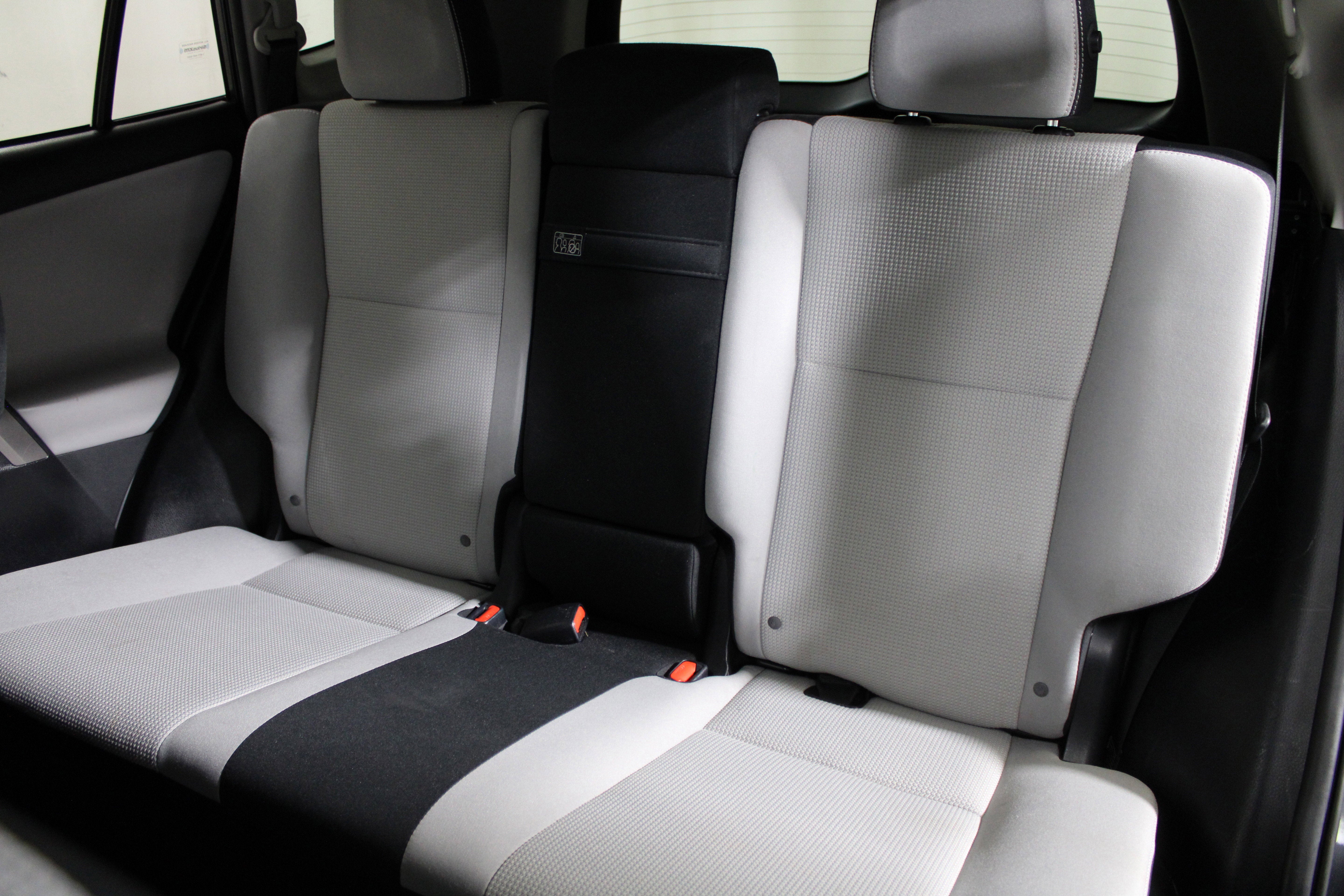 2017 Toyota RAV4 Hybrid XLE