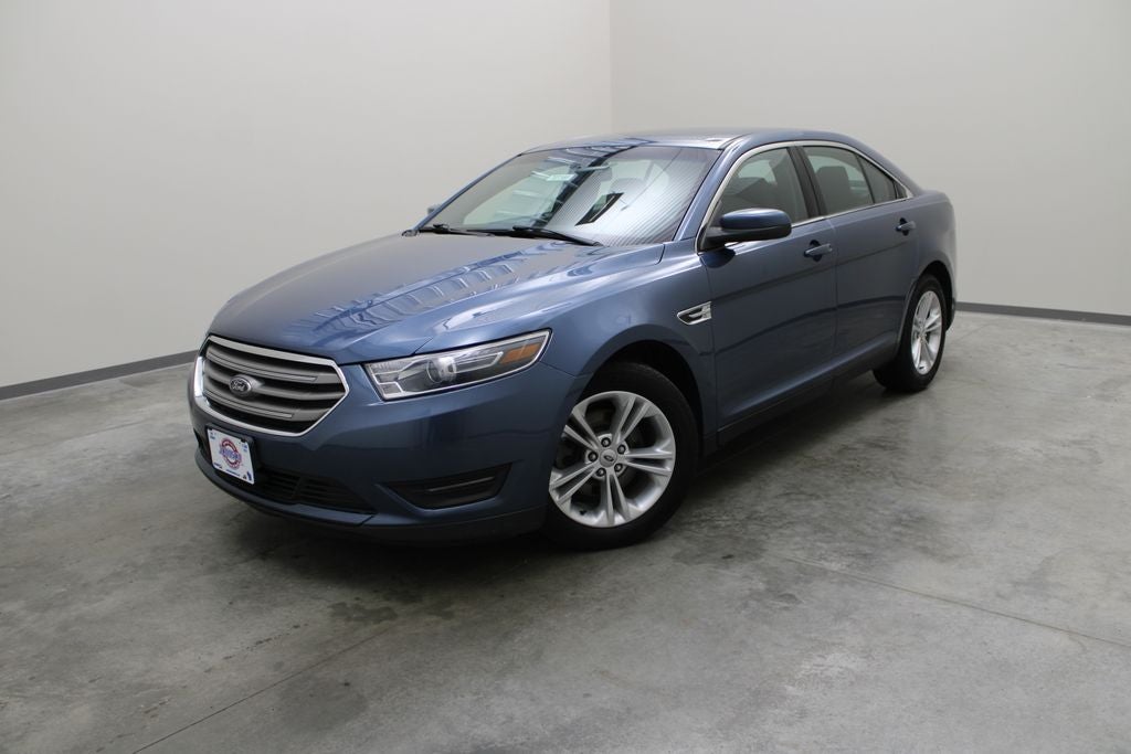 2018 Ford Taurus SEL