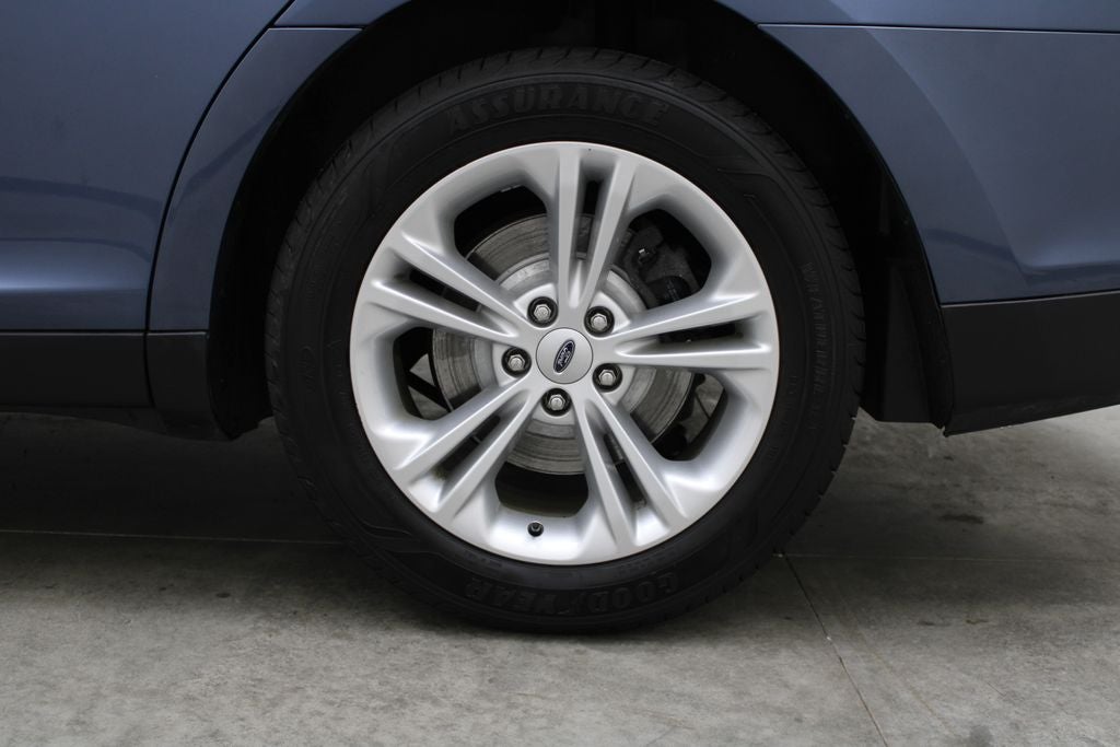 2018 Ford Taurus SEL