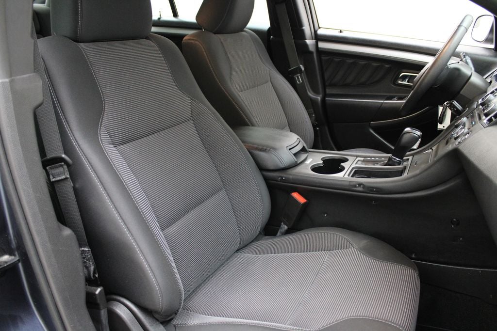 2018 Ford Taurus SEL
