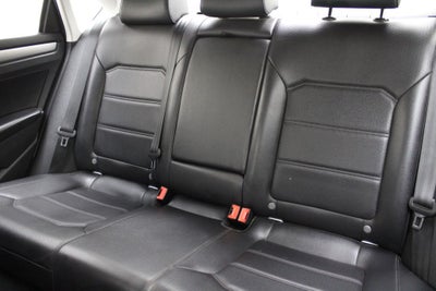 2015 Volkswagen Passat 1.8T Limited Edition