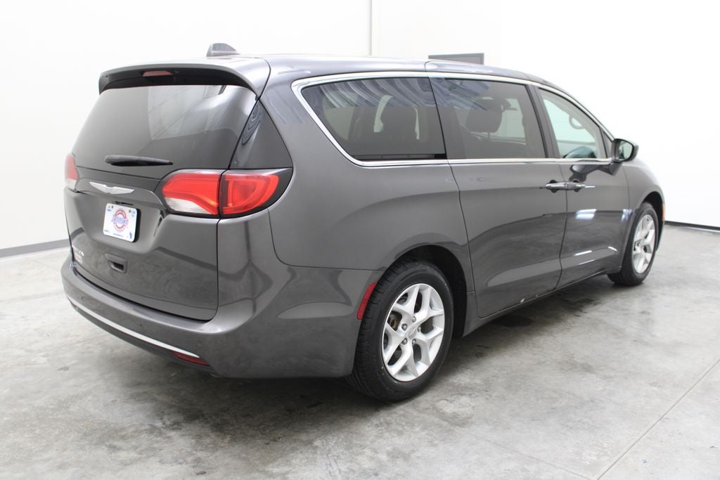 2018 Chrysler Pacifica Touring Plus