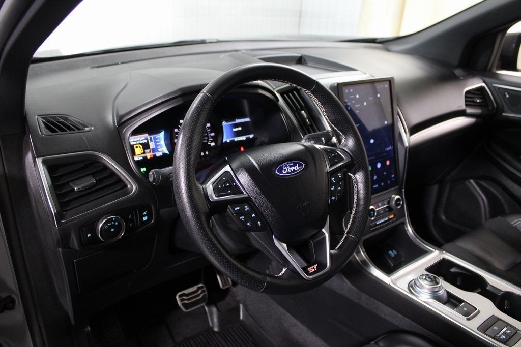 2024 Ford Edge ST