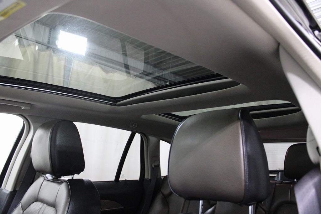 2013 Lincoln MKX Base