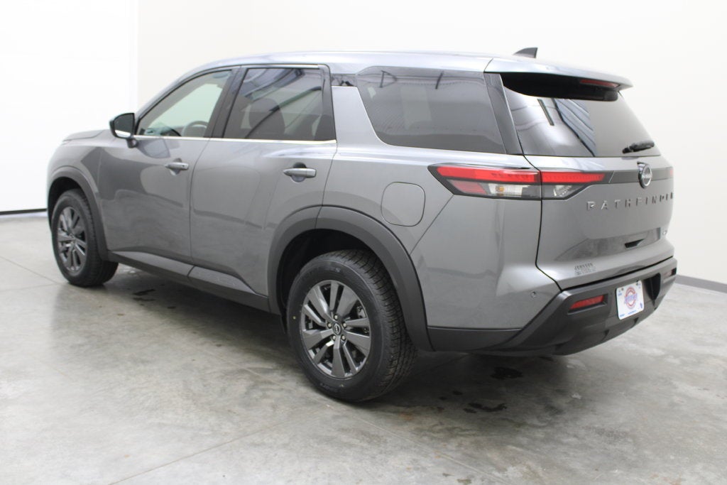 2026 Nissan Pathfinder S