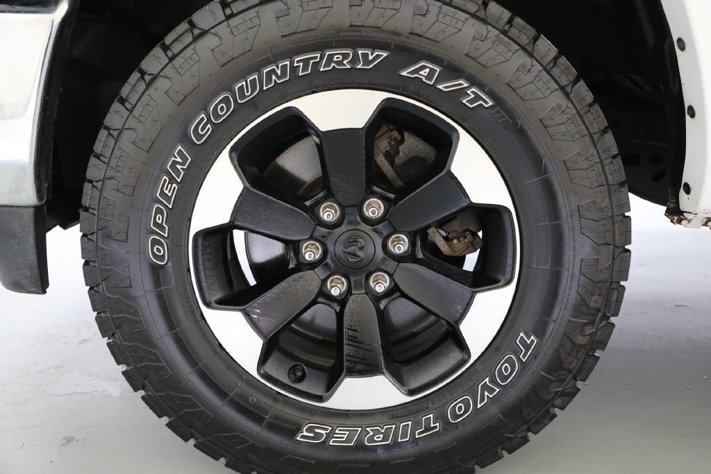 2020 RAM 1500 Laramie Quad Cab 4x4 6'4" Box