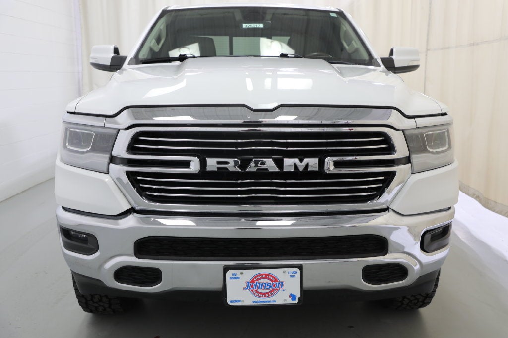 2020 RAM 1500 Laramie Quad Cab 4x4 6'4" Box