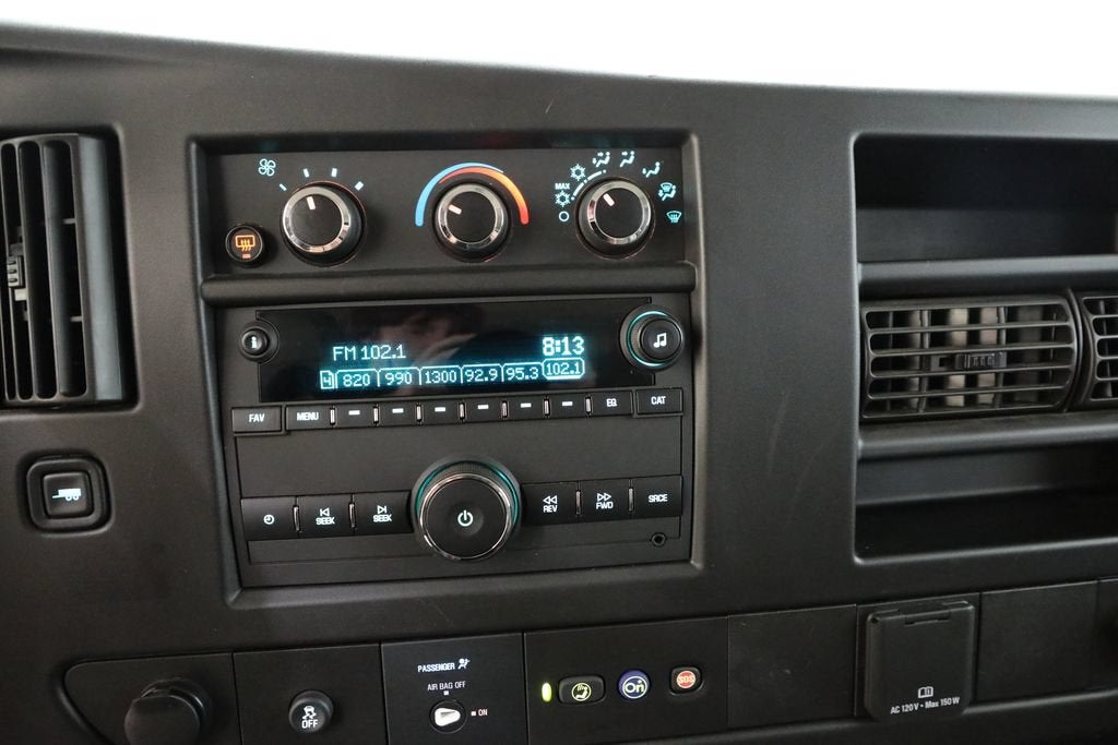2021 GMC Savana Passenger 3500 LS