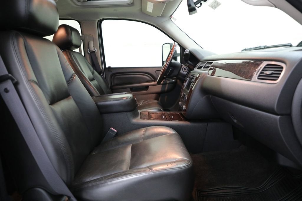 2011 GMC Sierra 3500 HD DRW Denali