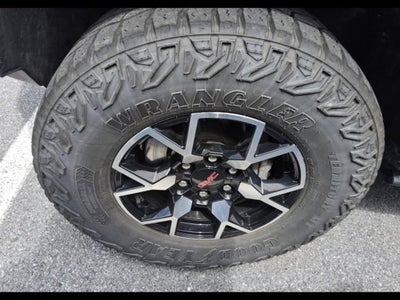 2024 GMC Canyon AT4X