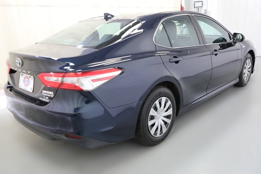 2020 Toyota Camry LE Hybrid