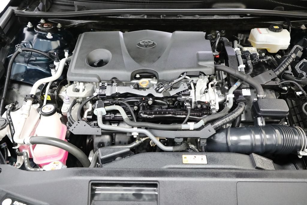2020 Toyota Camry LE Hybrid