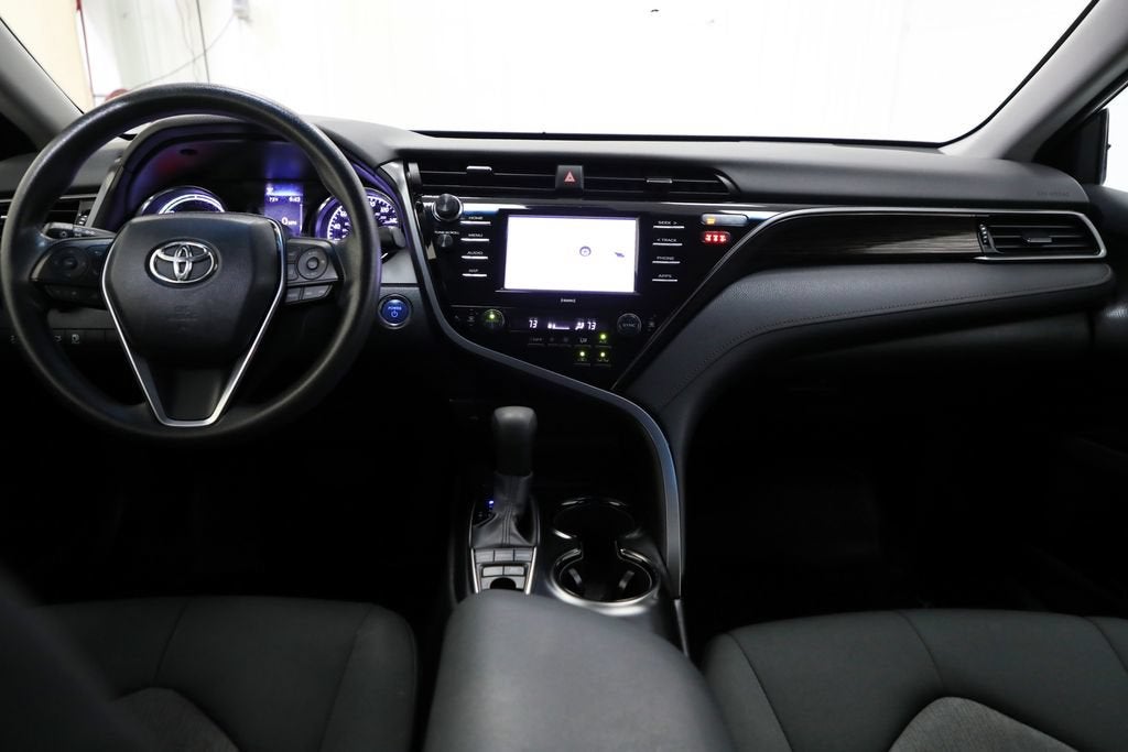 2020 Toyota Camry LE Hybrid
