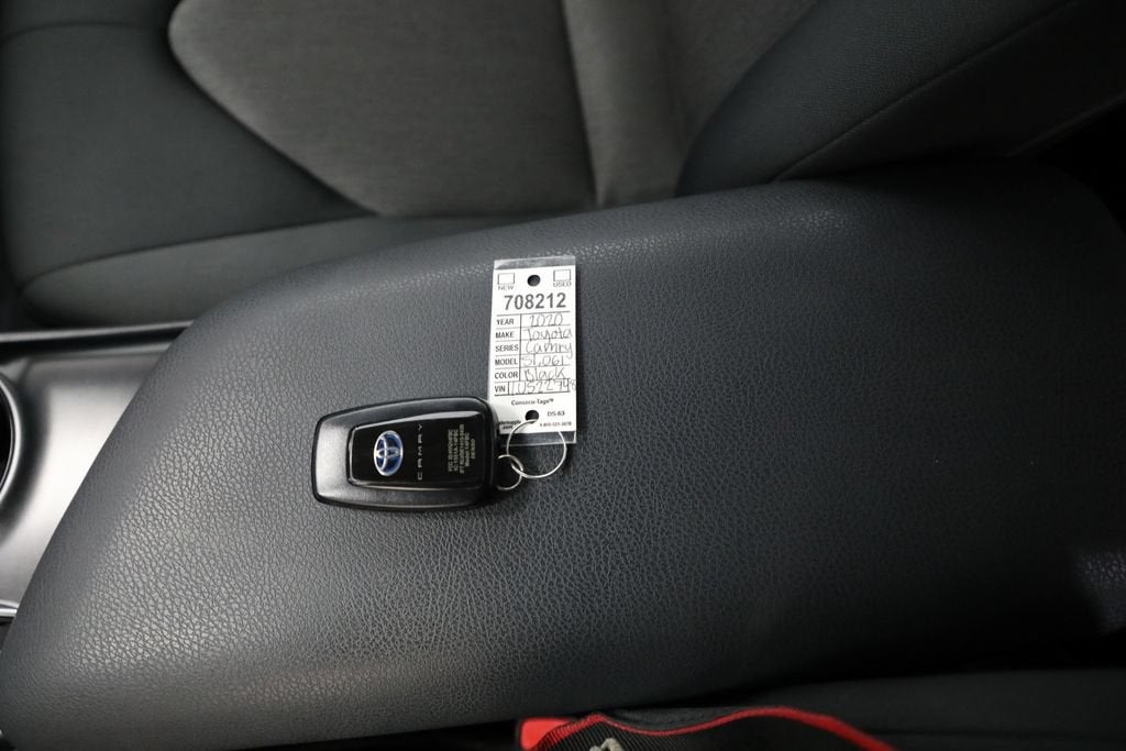 2020 Toyota Camry LE Hybrid
