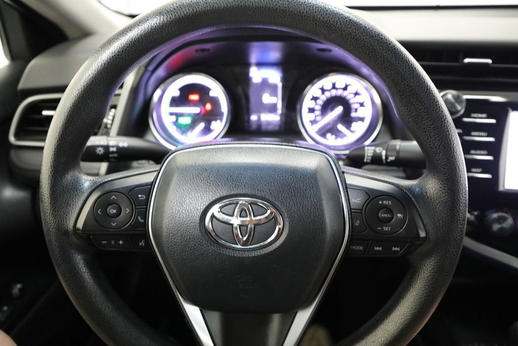 2020 Toyota Camry LE Hybrid