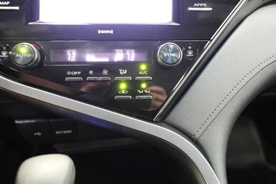 2020 Toyota Camry LE Hybrid