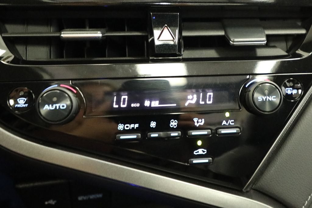 2023 Toyota Camry XSE AWD