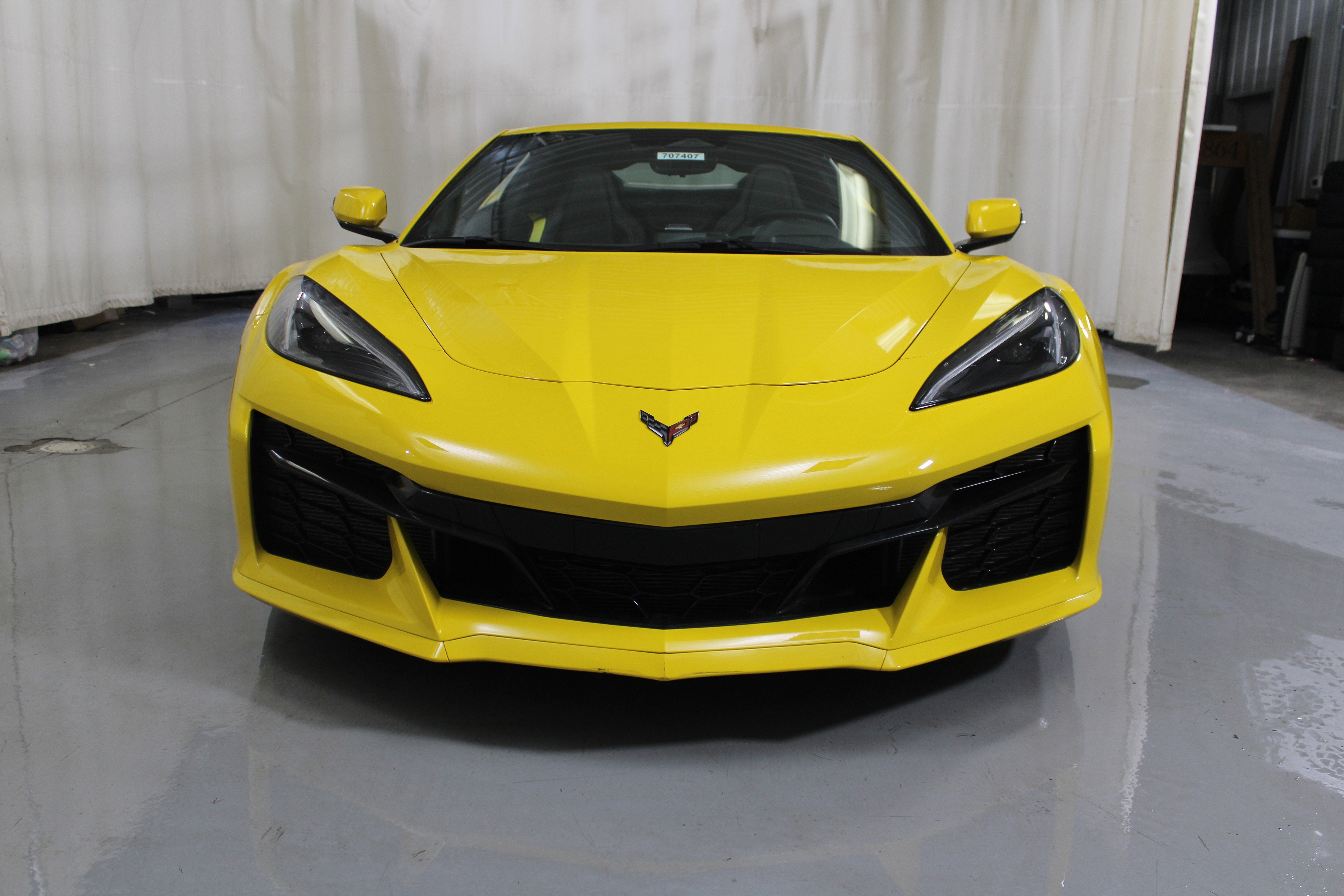 2025 Chevrolet Corvette 1LZ