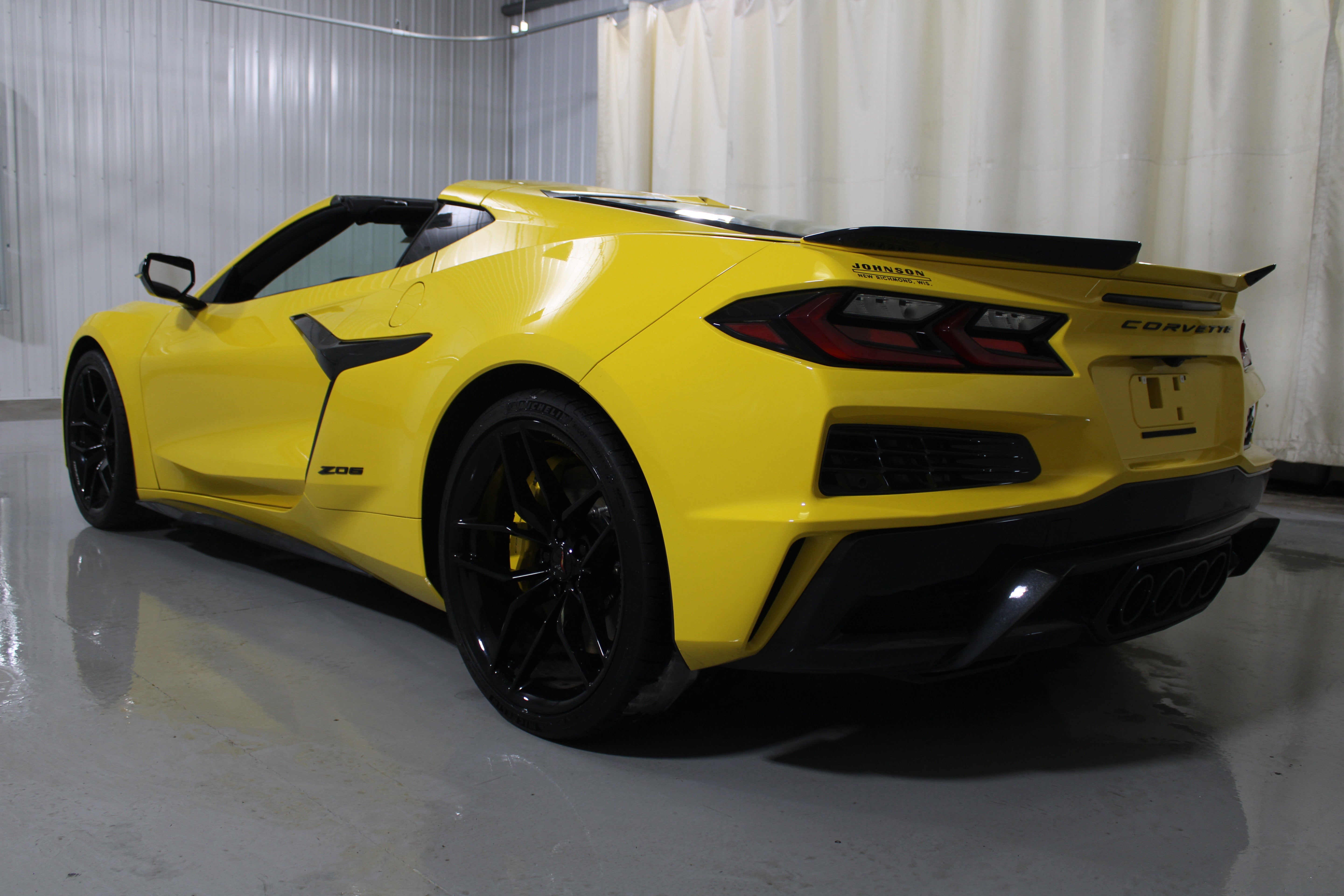 2025 Chevrolet Corvette 1LZ