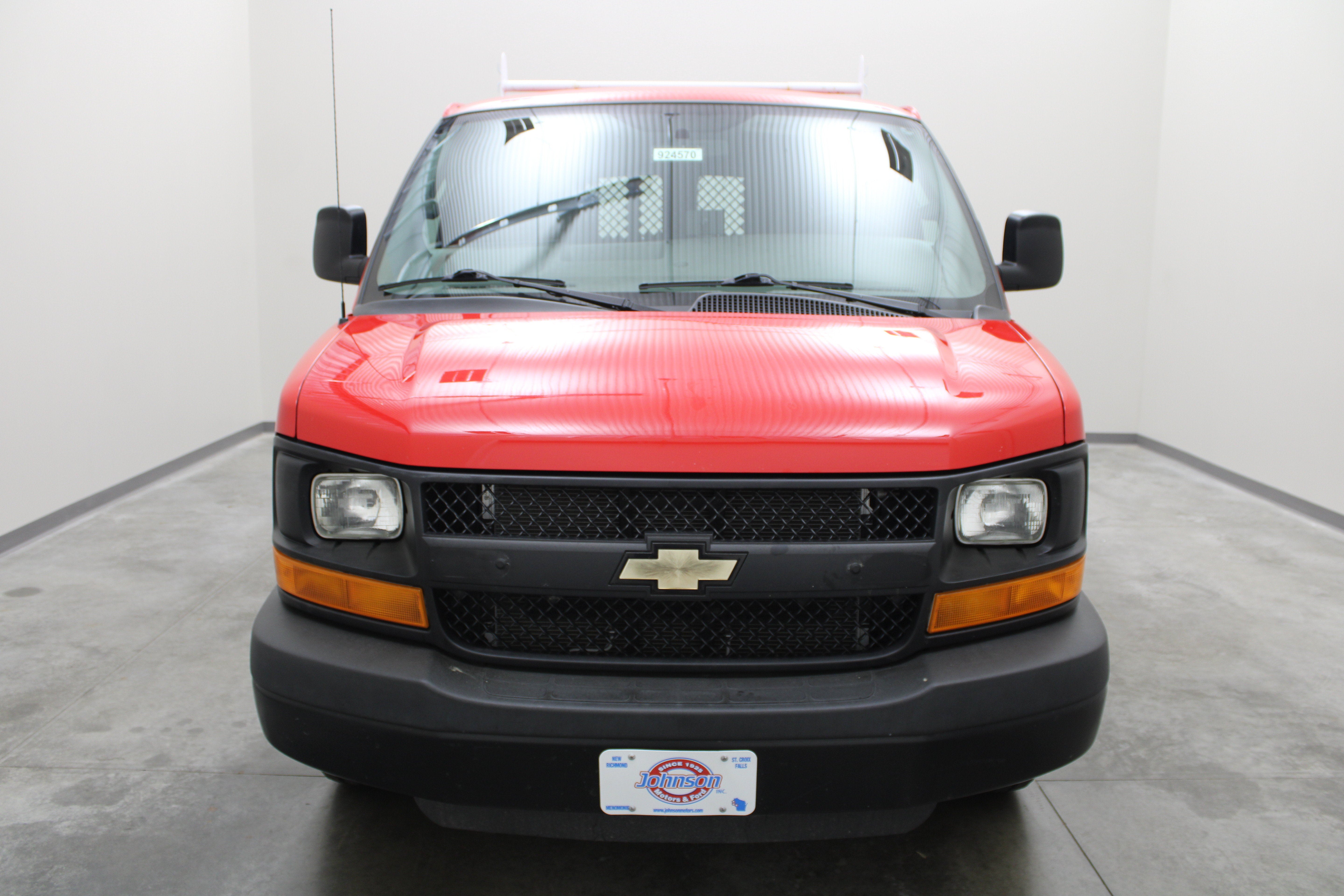 2016 Chevrolet Express Cargo Van RWD 3500 135"