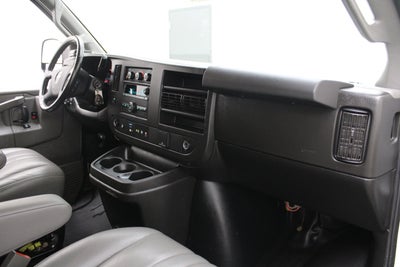 2021 GMC Savana Passenger 3500 LS