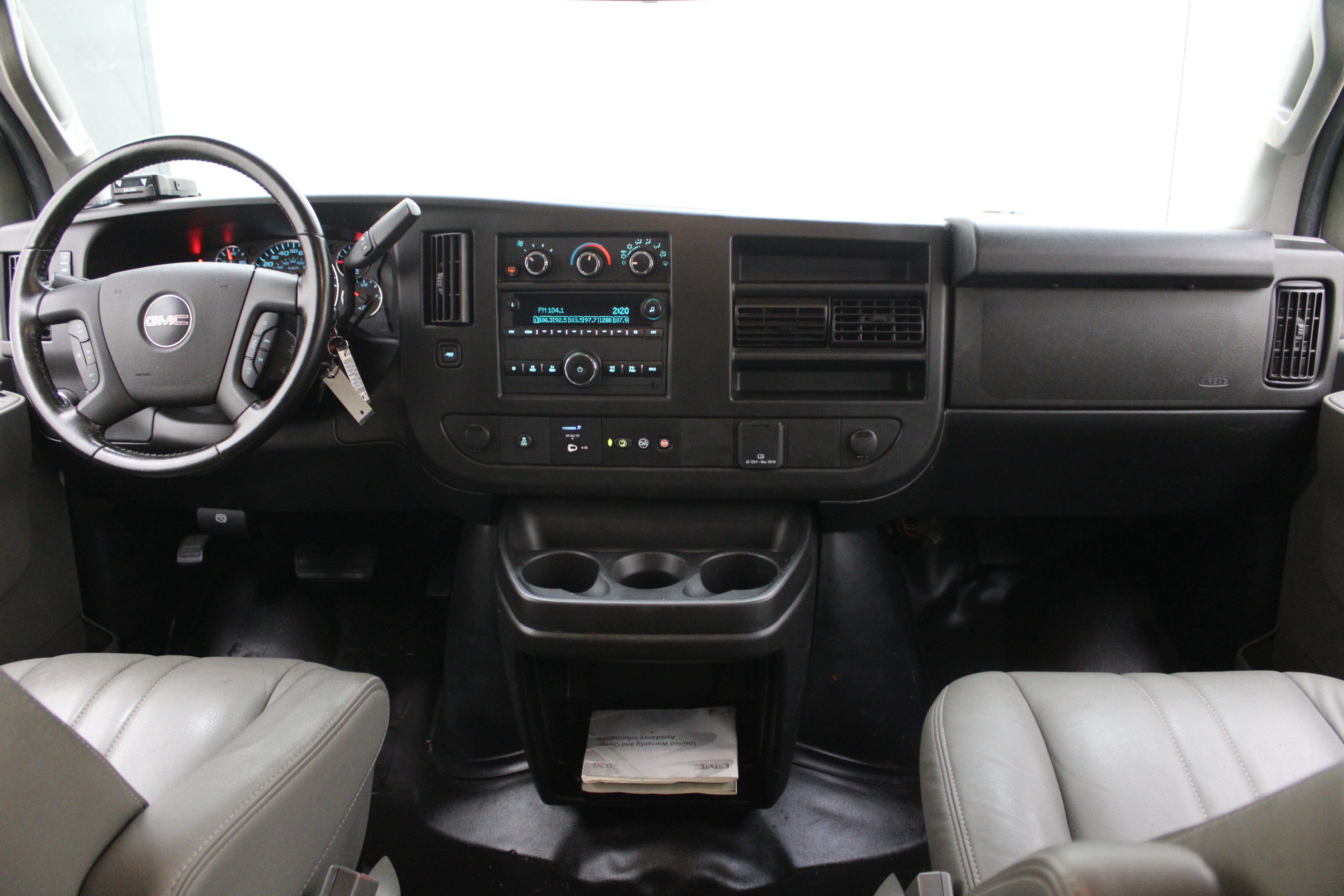 2020 GMC Savana Passenger LS