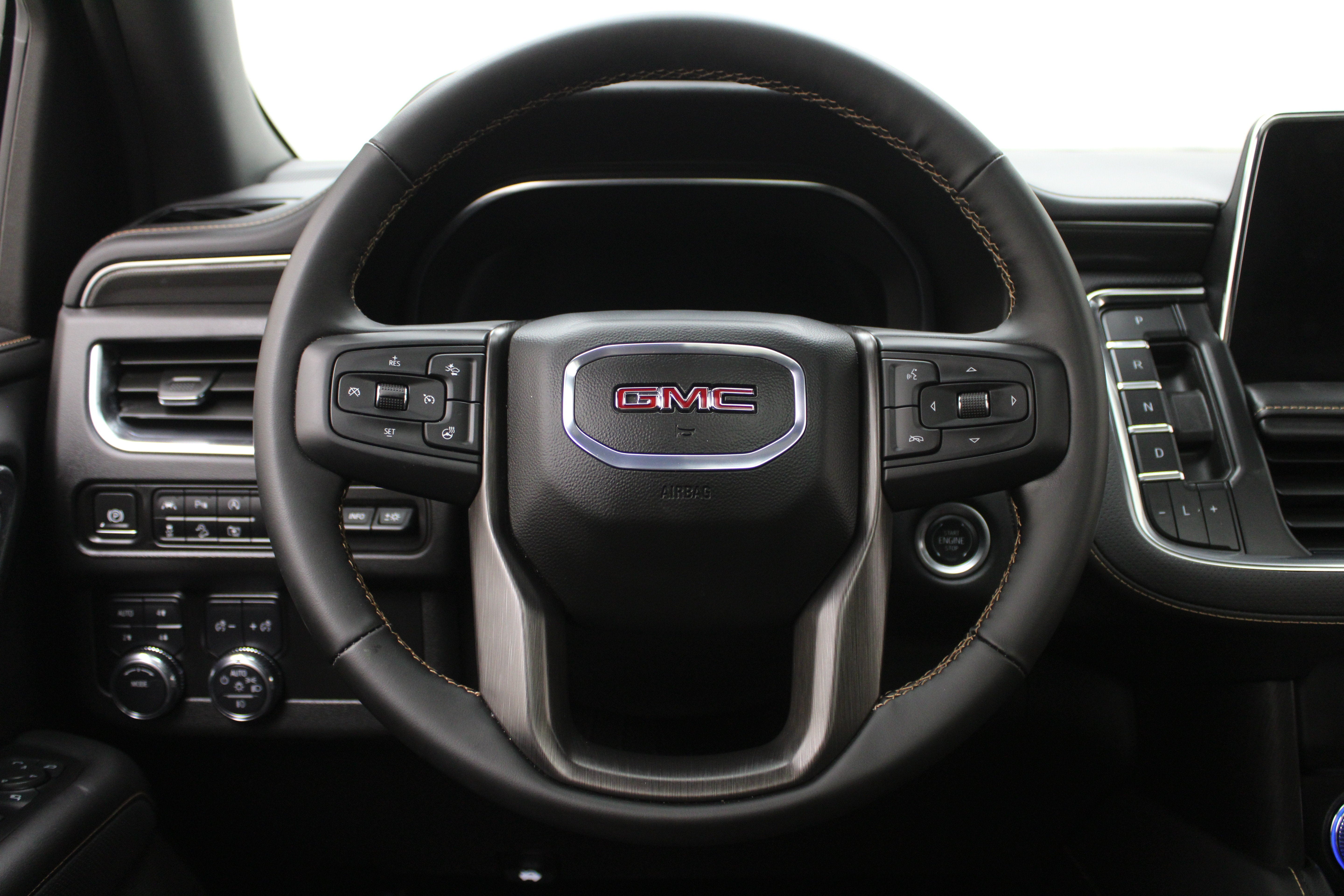 2024 GMC Yukon XL AT4