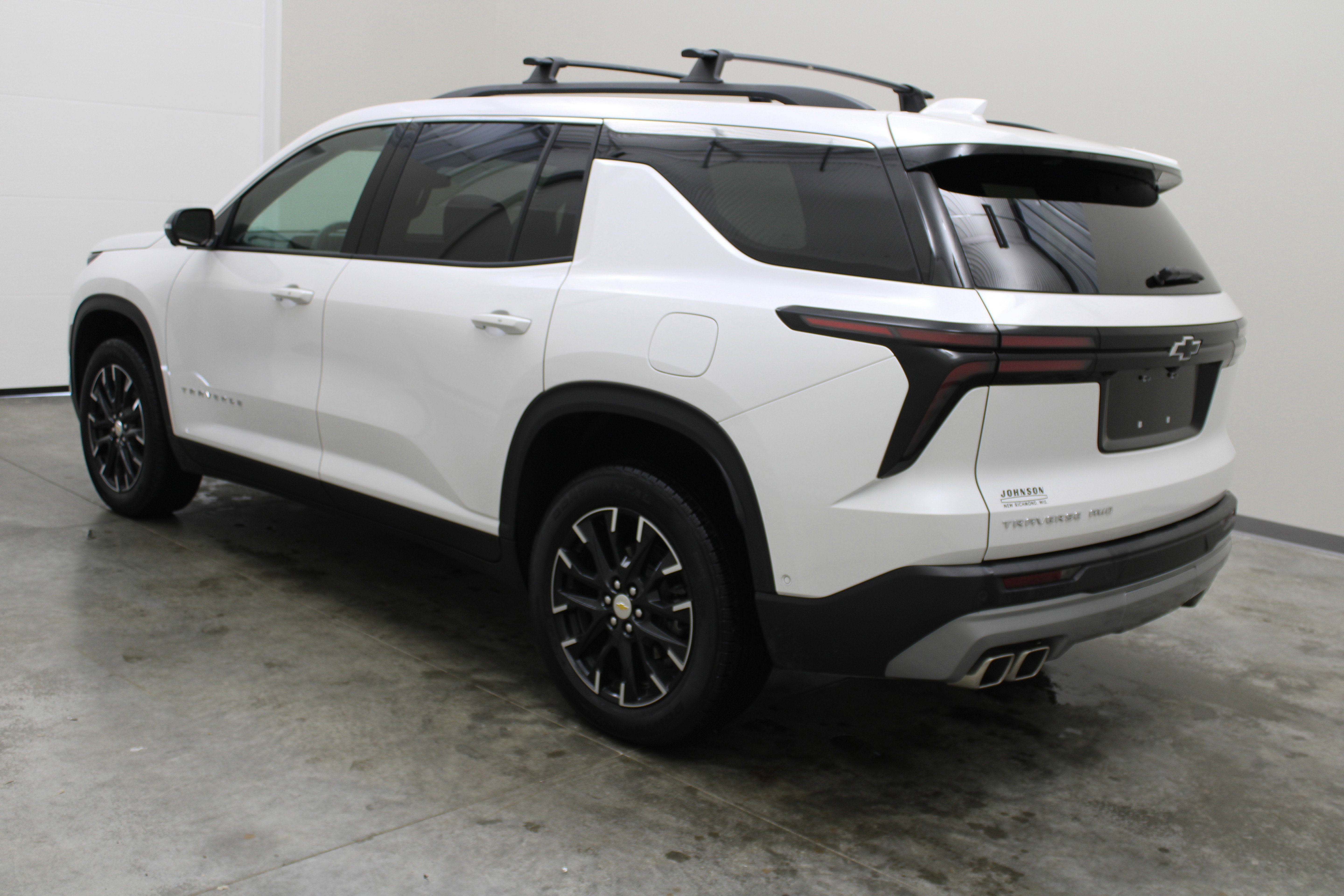 2025 Chevrolet Traverse AWD LT