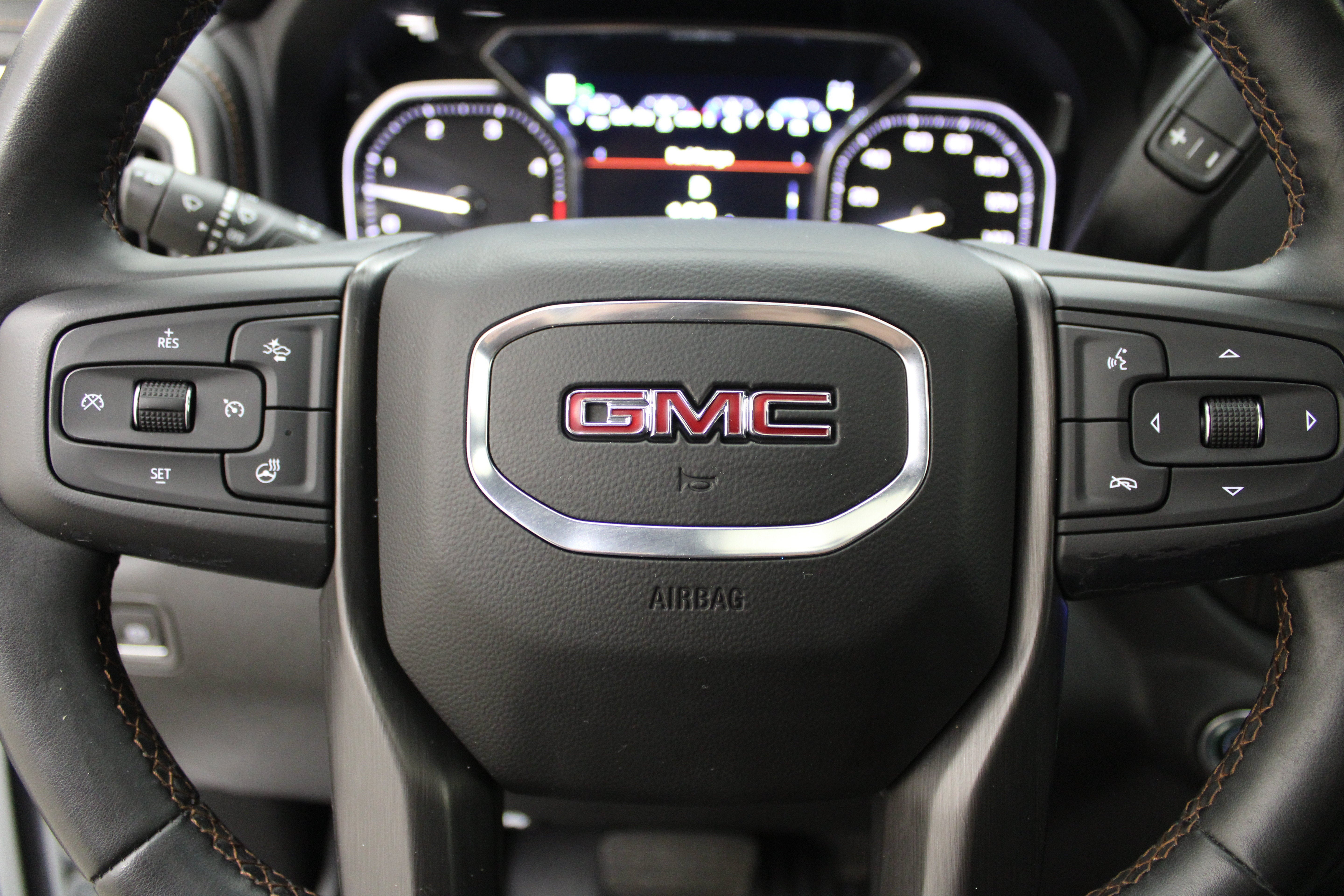 2023 GMC Sierra 2500HD AT4