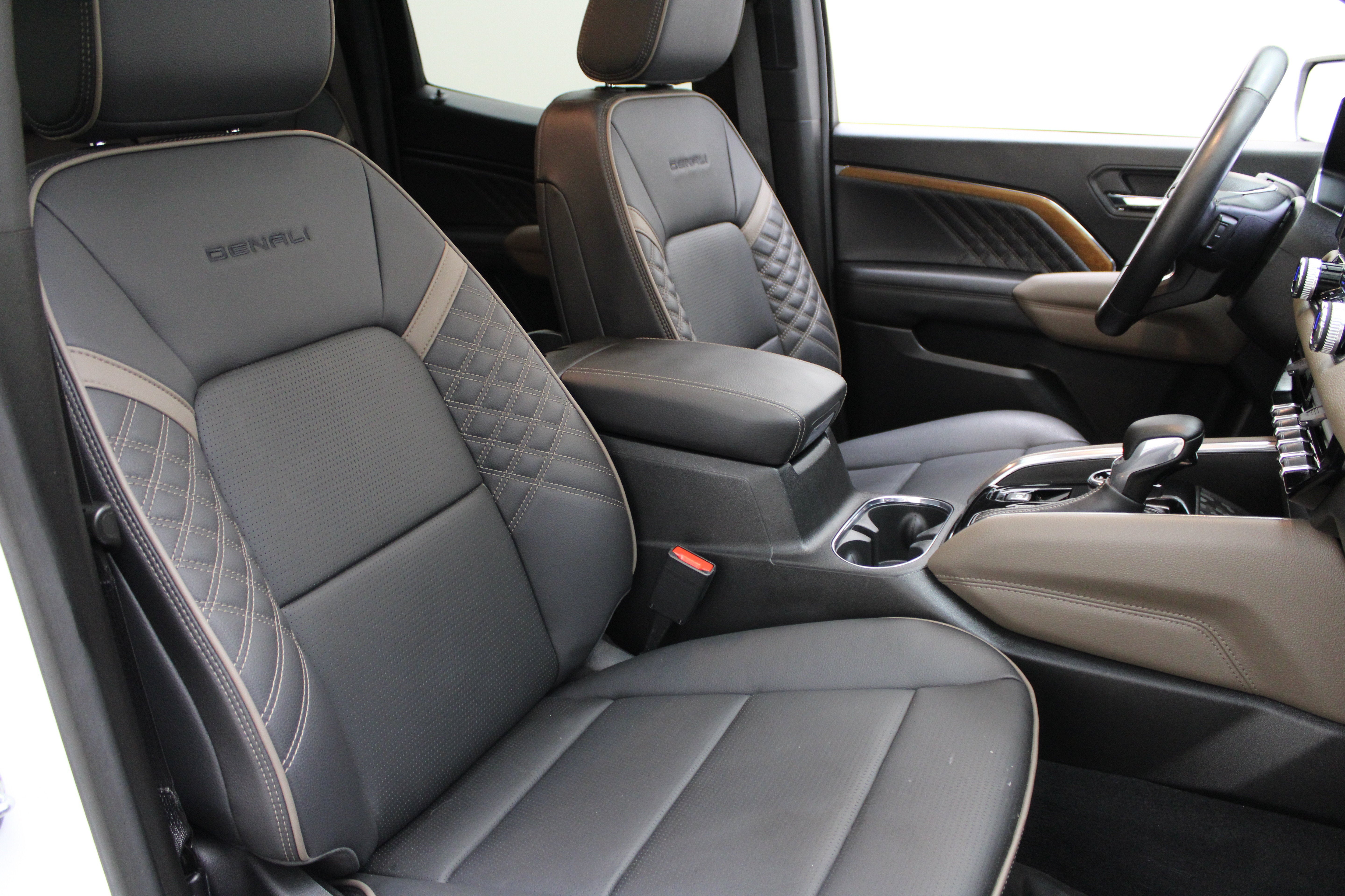 2024 GMC Canyon 4WD Denali