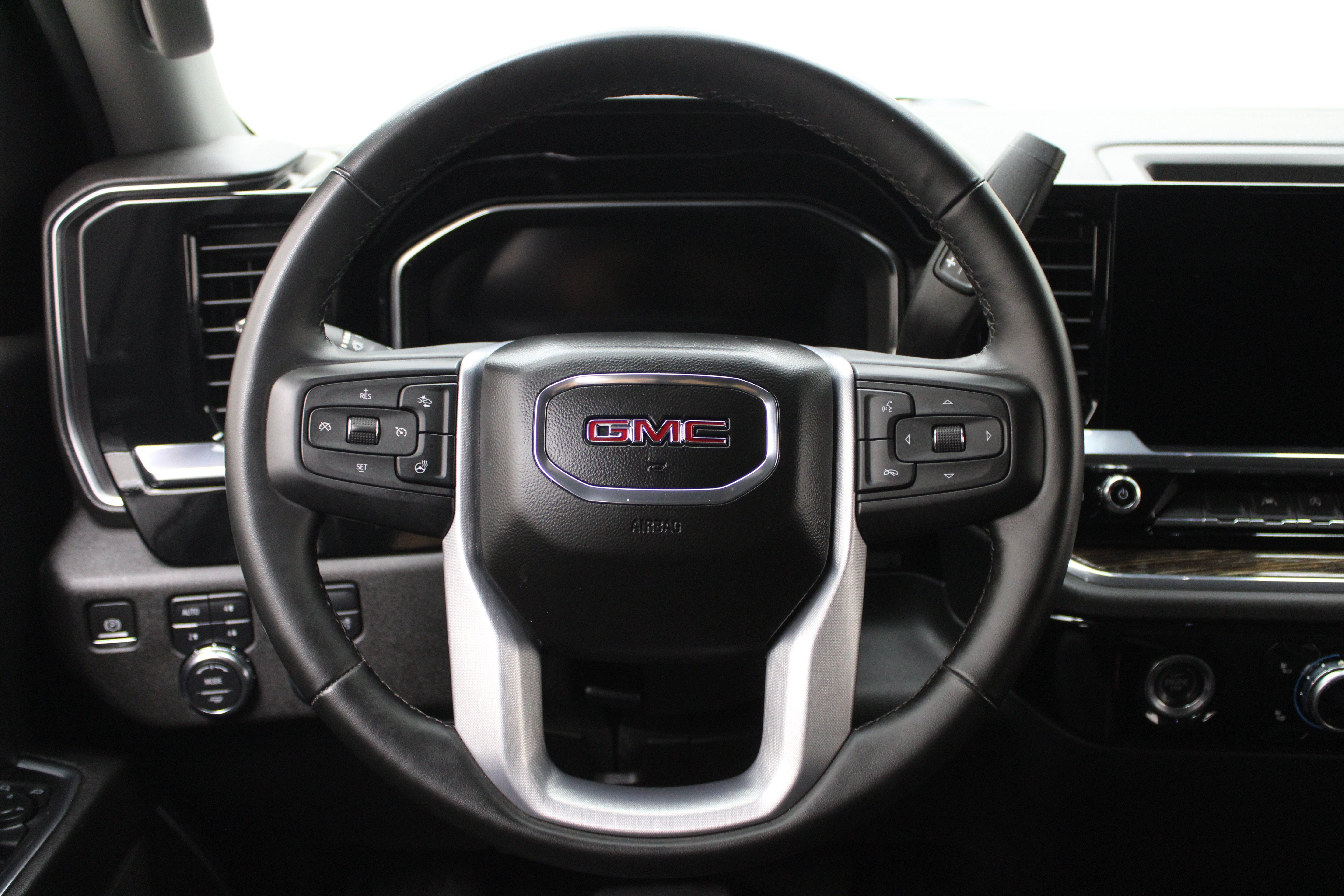 2024 GMC Sierra 1500 SLE