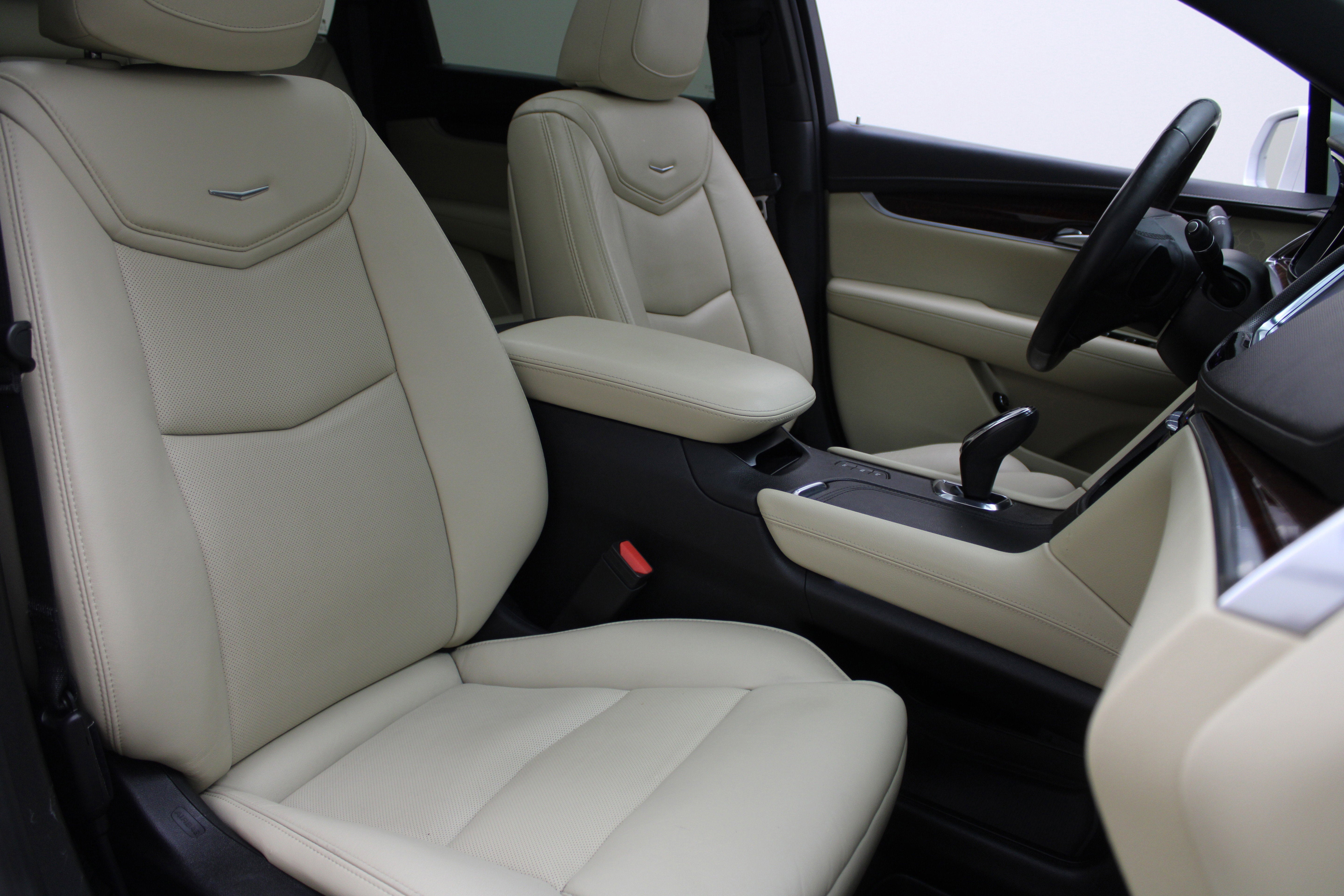 2017 Cadillac XT5 Luxury AWD