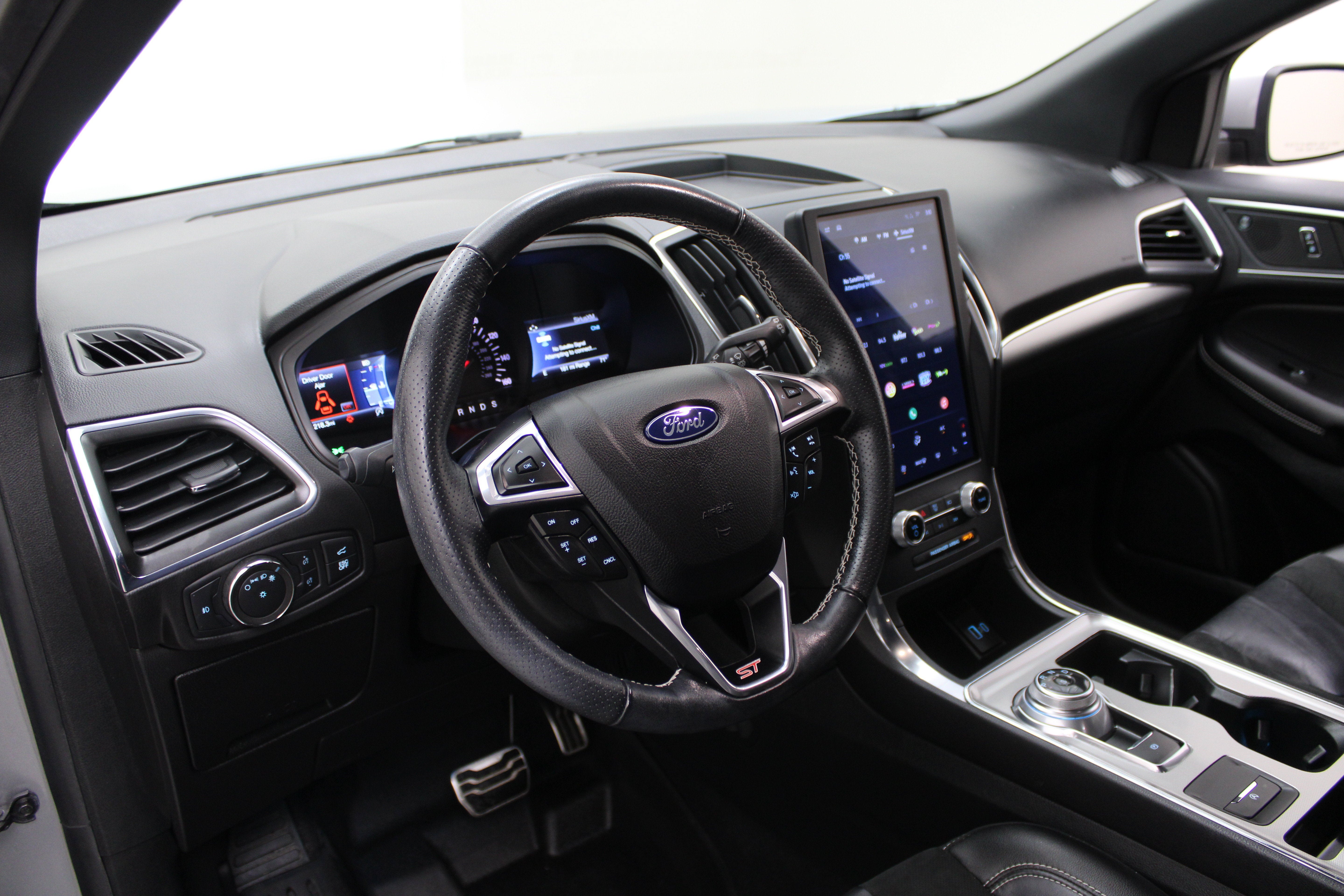 2022 Ford Edge ST