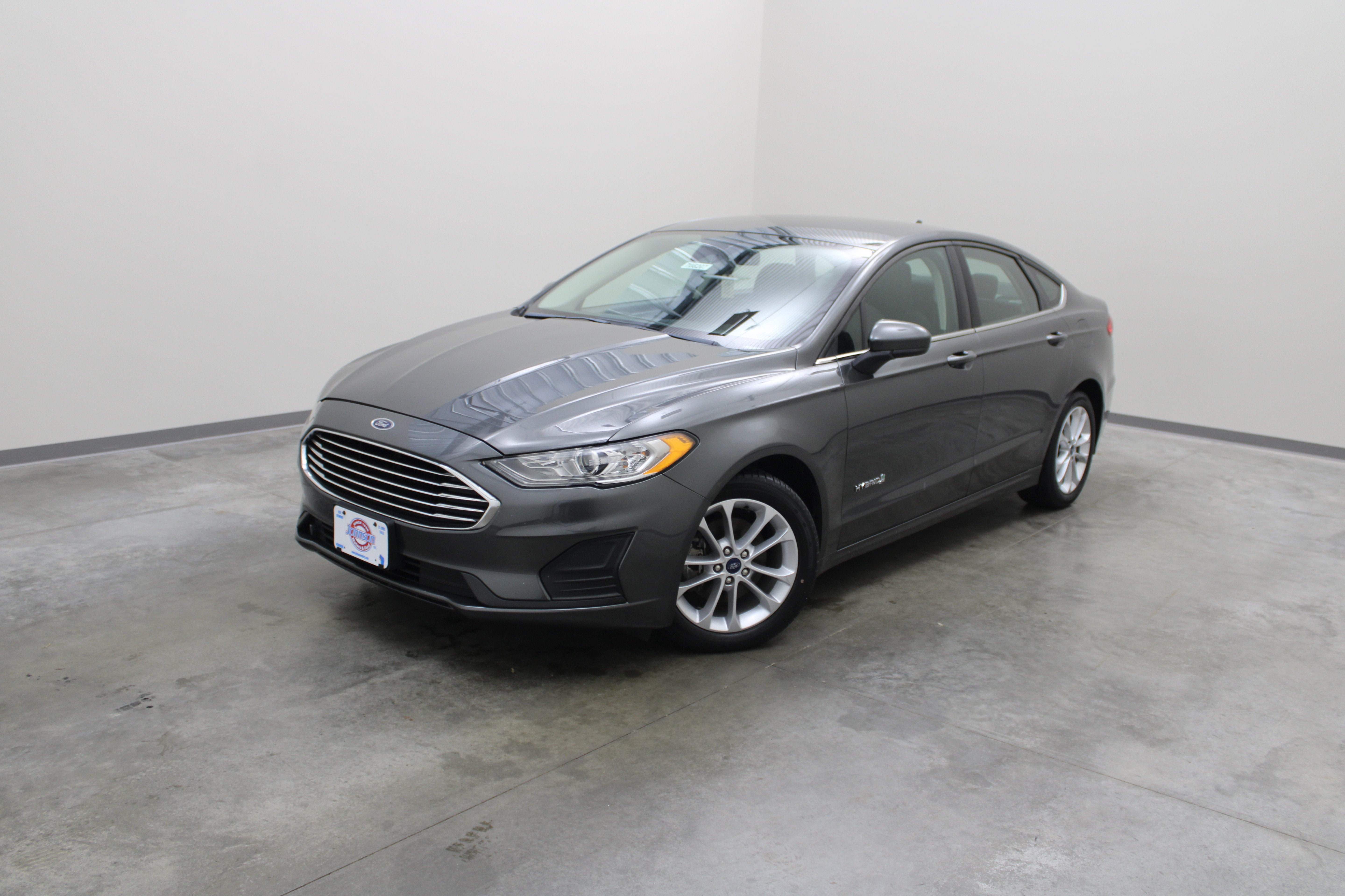 2019 Ford Fusion Hybrid SE