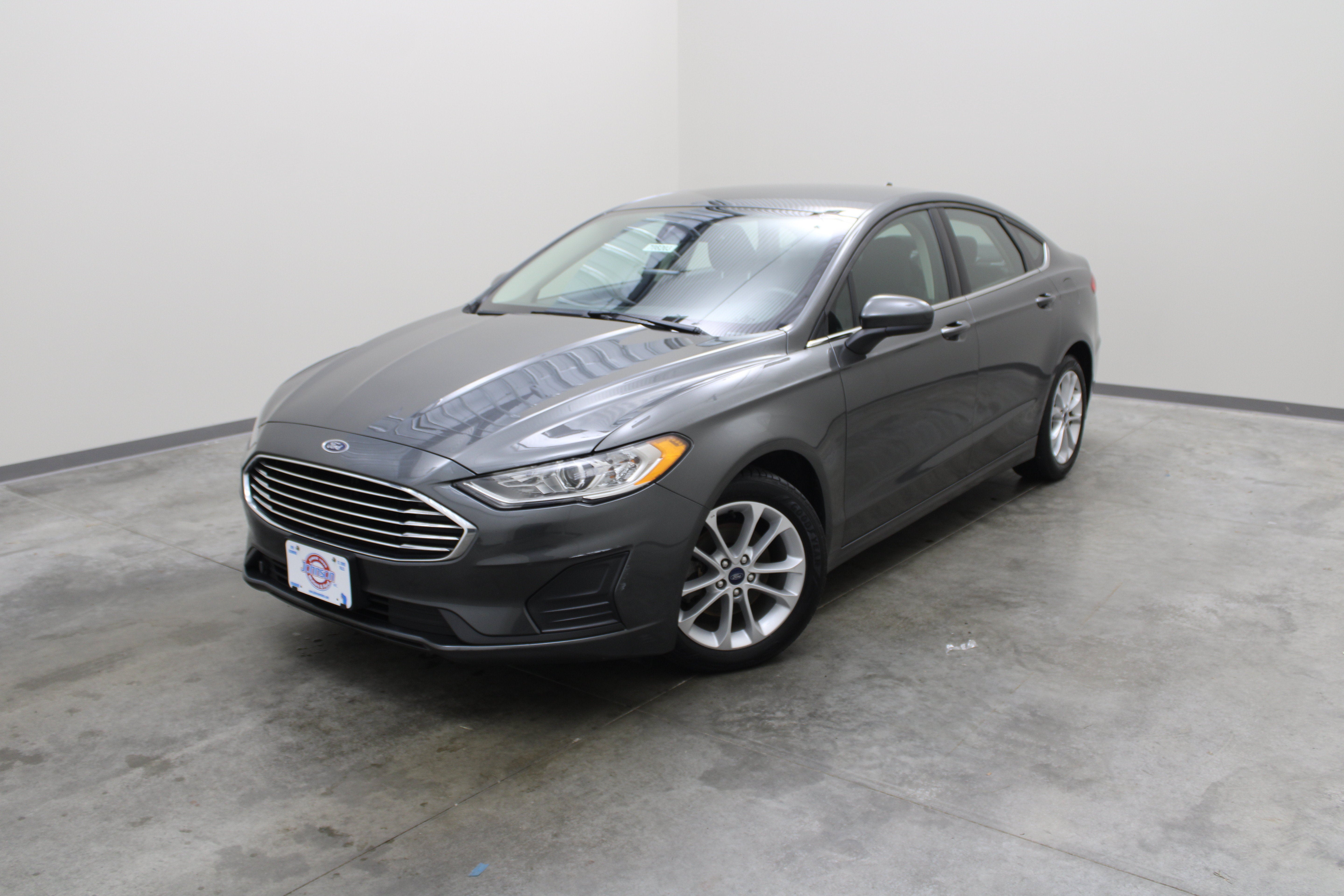 2020 Ford Fusion Hybrid SE