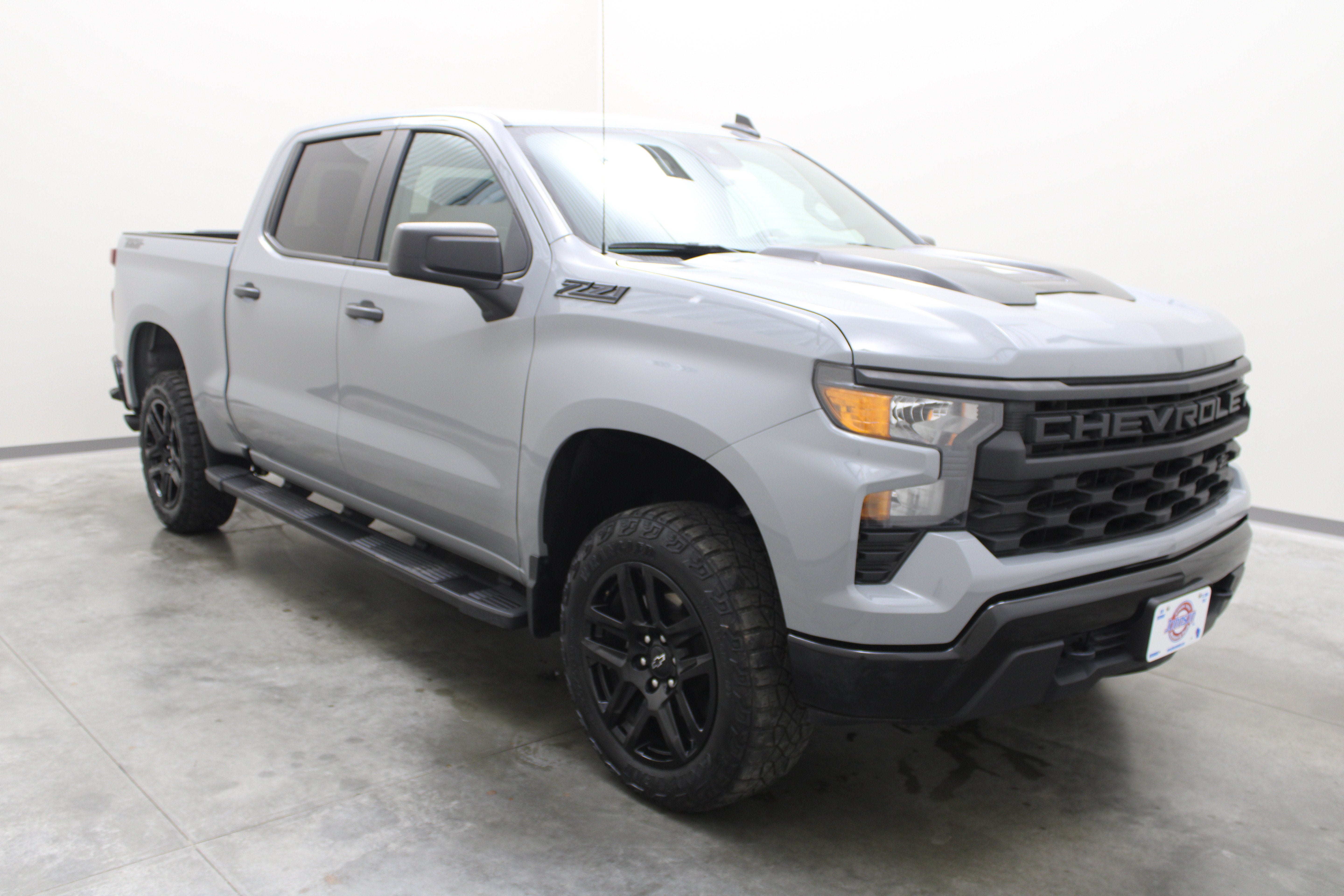 2024 Chevrolet Silverado 1500 Custom Trail Boss