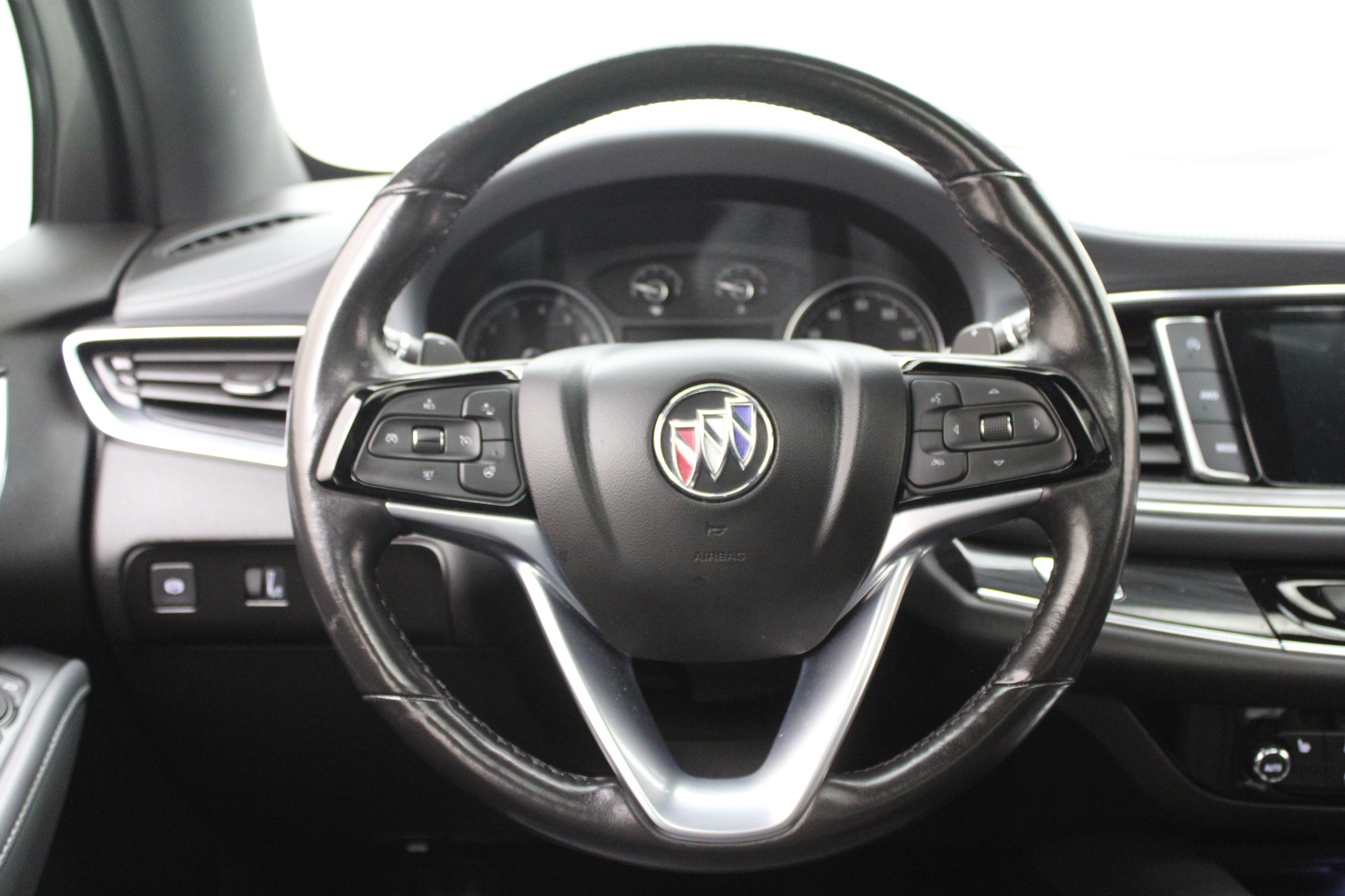 2022 Buick Enclave Essence