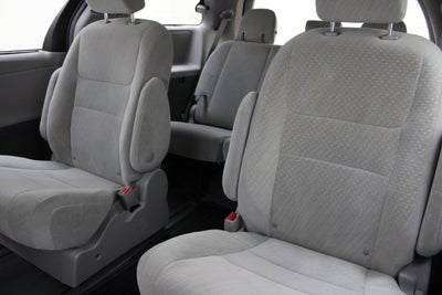 2019 Toyota Sienna LE