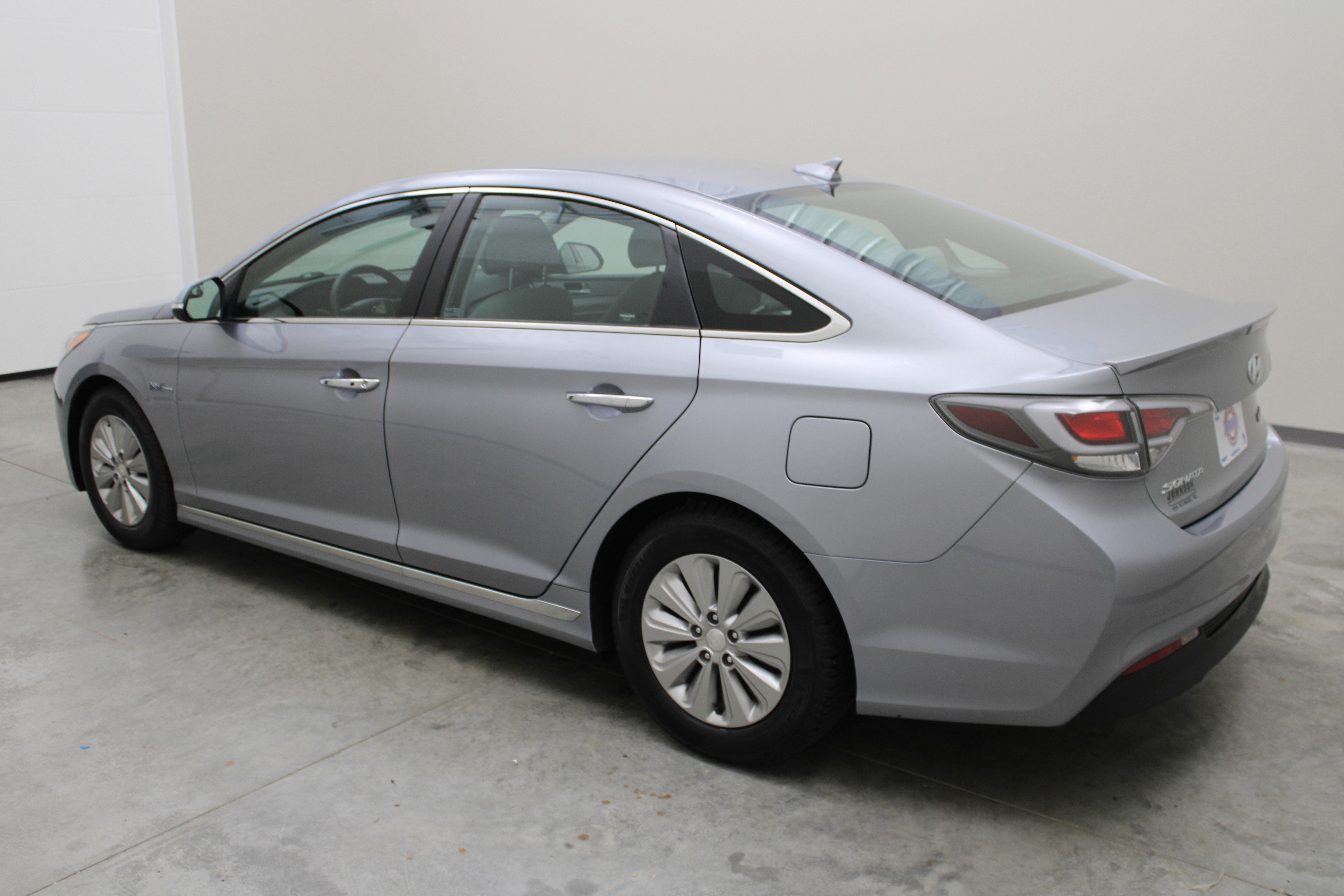 2017 Hyundai Sonata Hybrid SE