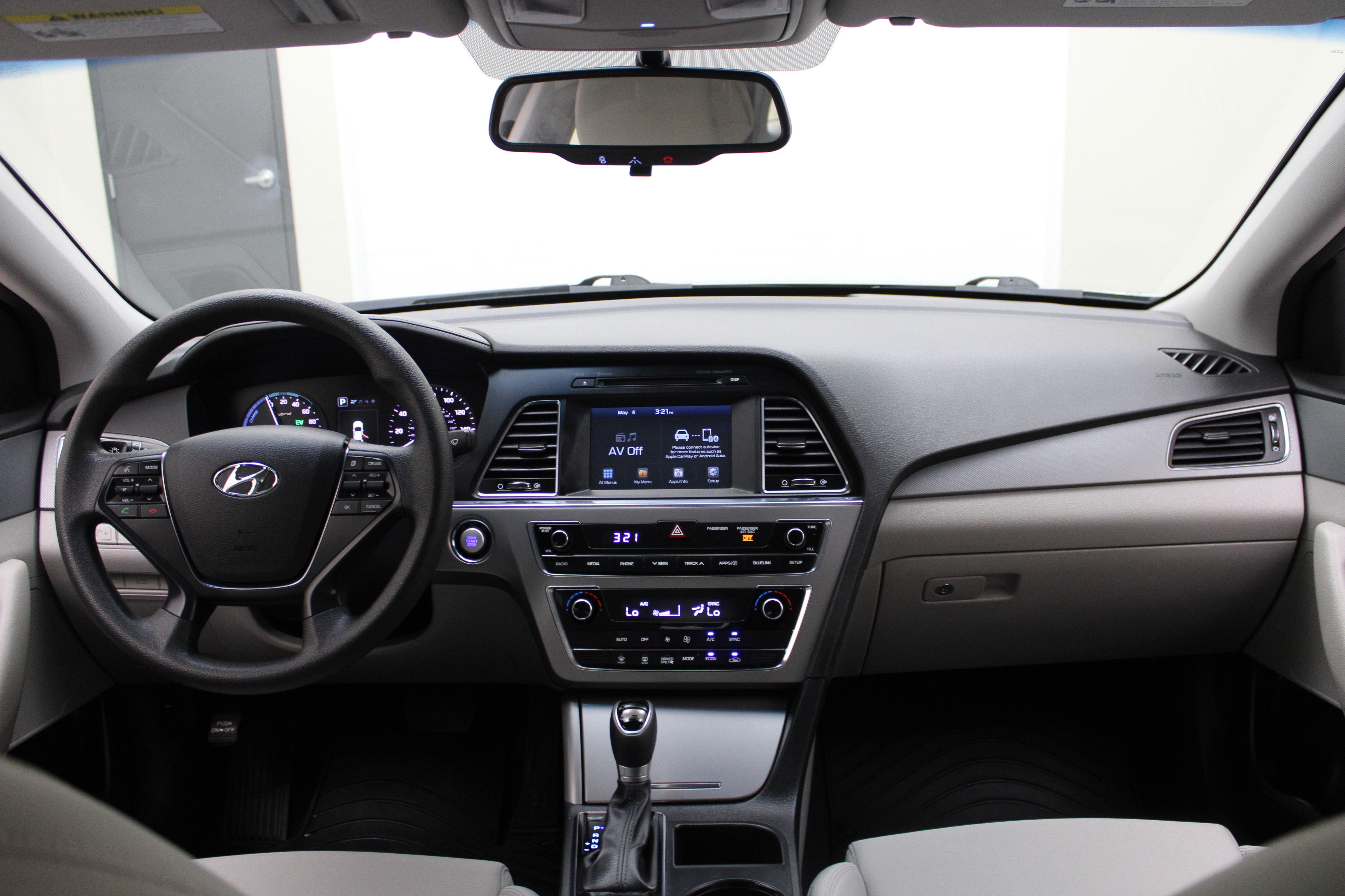 2017 Hyundai Sonata Hybrid SE